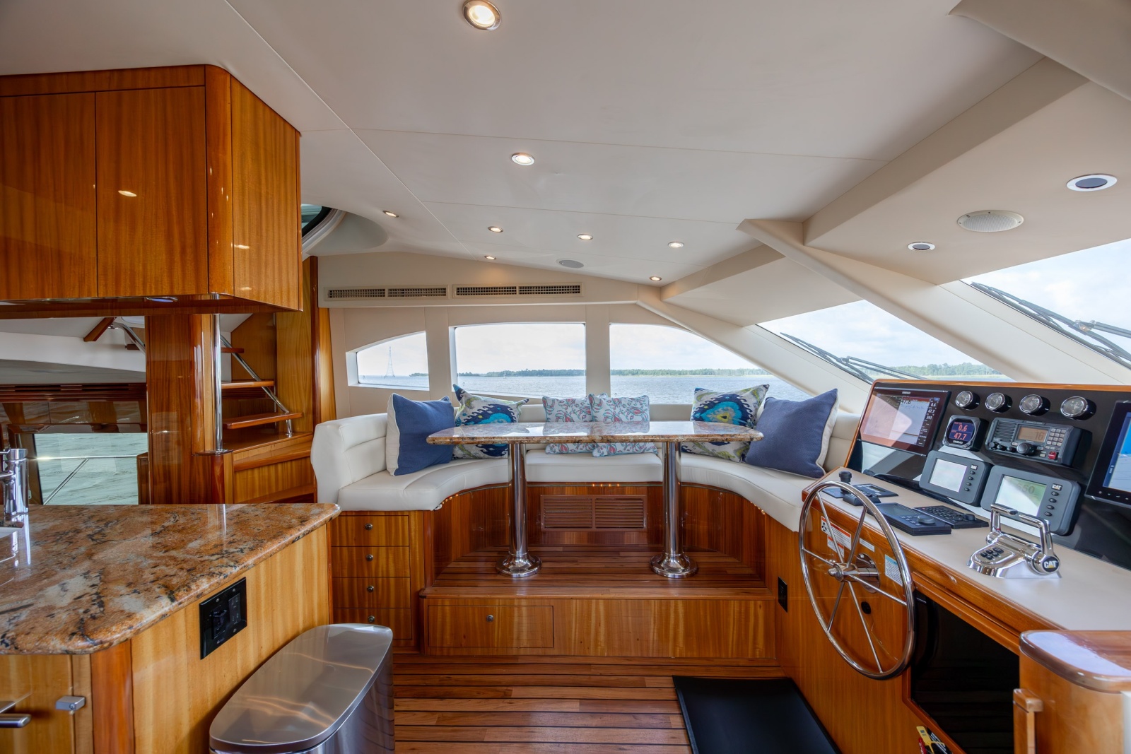2008 Hatteras Motor Yacht
