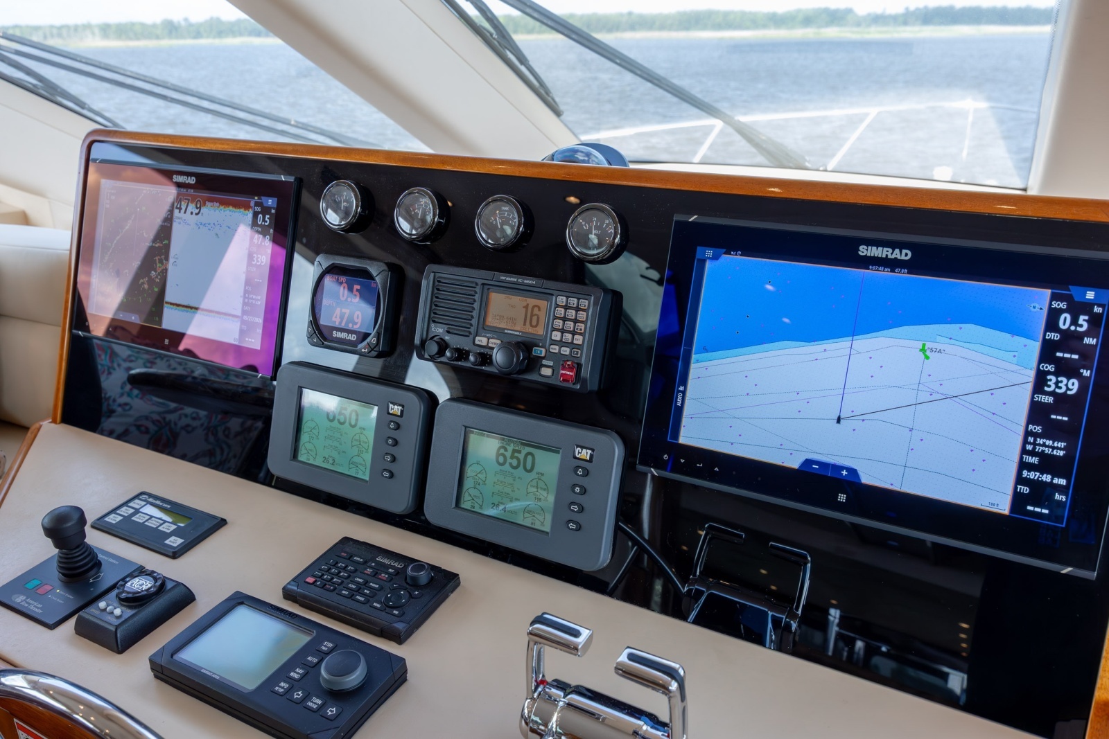 2008 Hatteras Motor Yacht