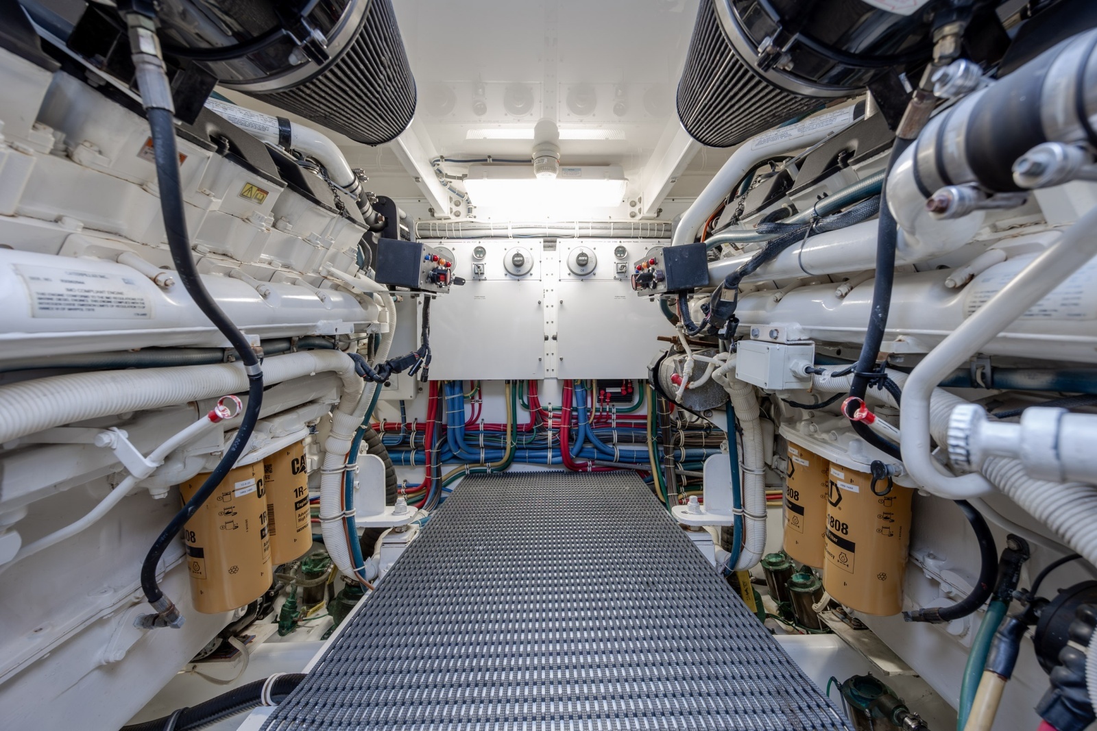 2008 Hatteras Motor Yacht