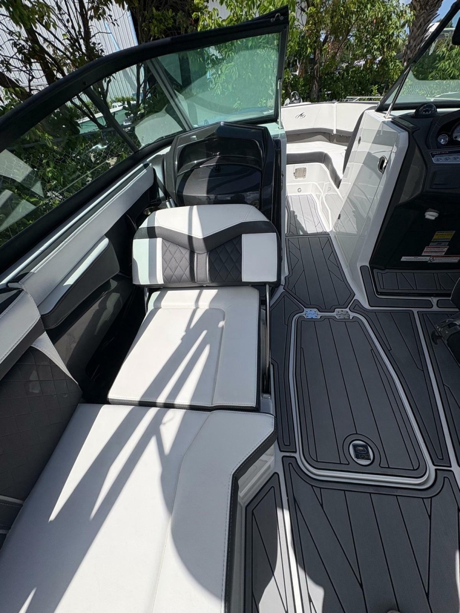 25' 2023 Monterey 255 Super Sport