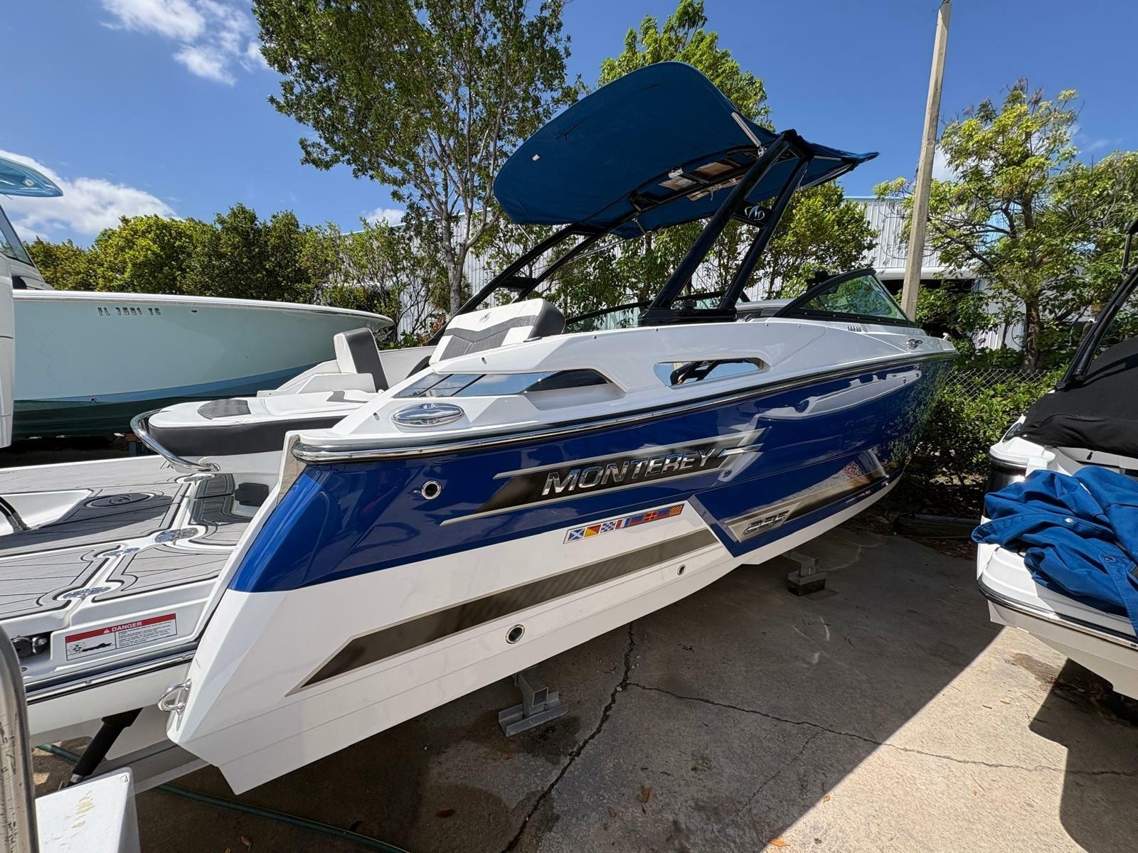 25' 2023 Monterey 255 Super Sport