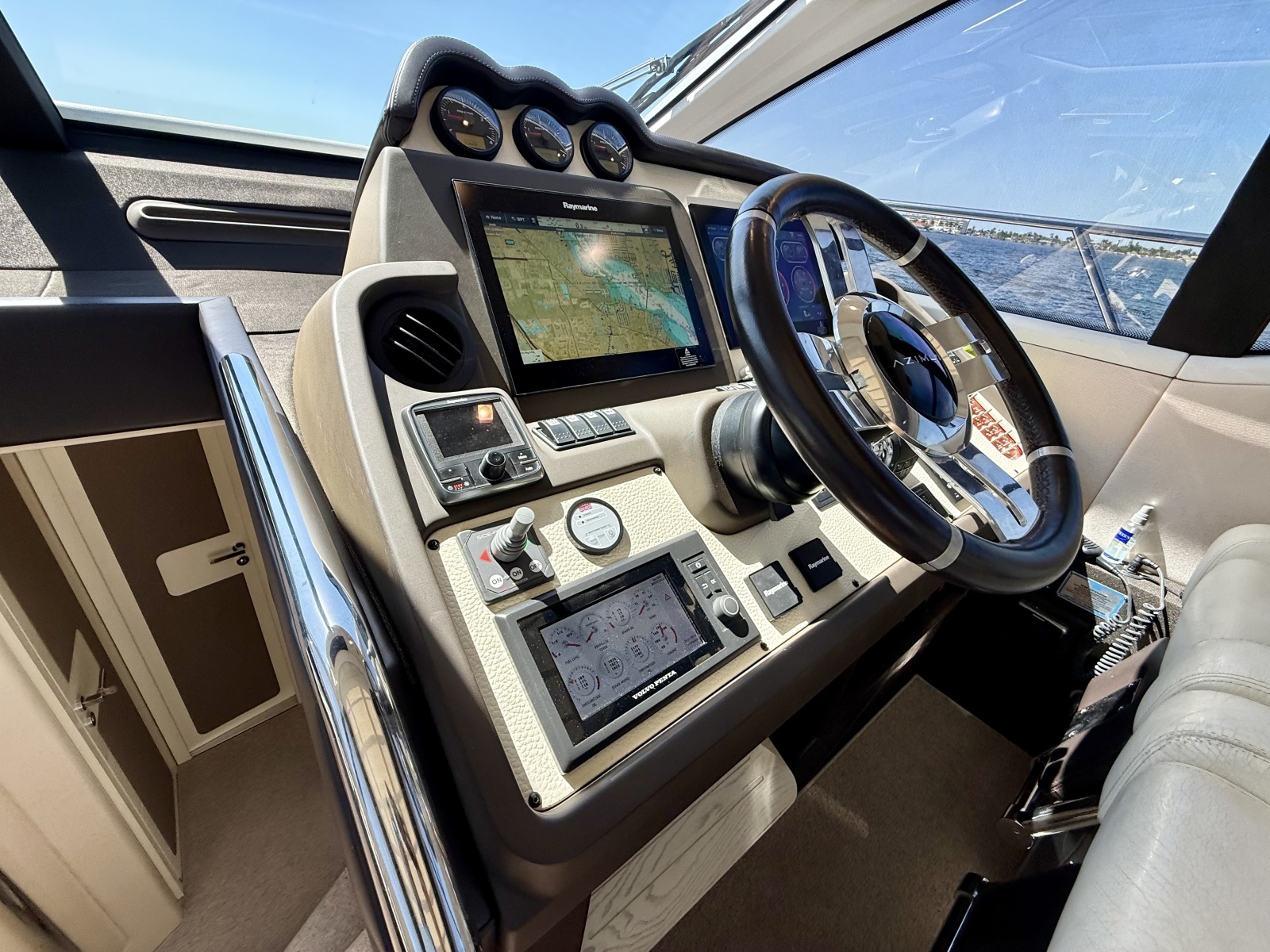 2015 Azimut 55S