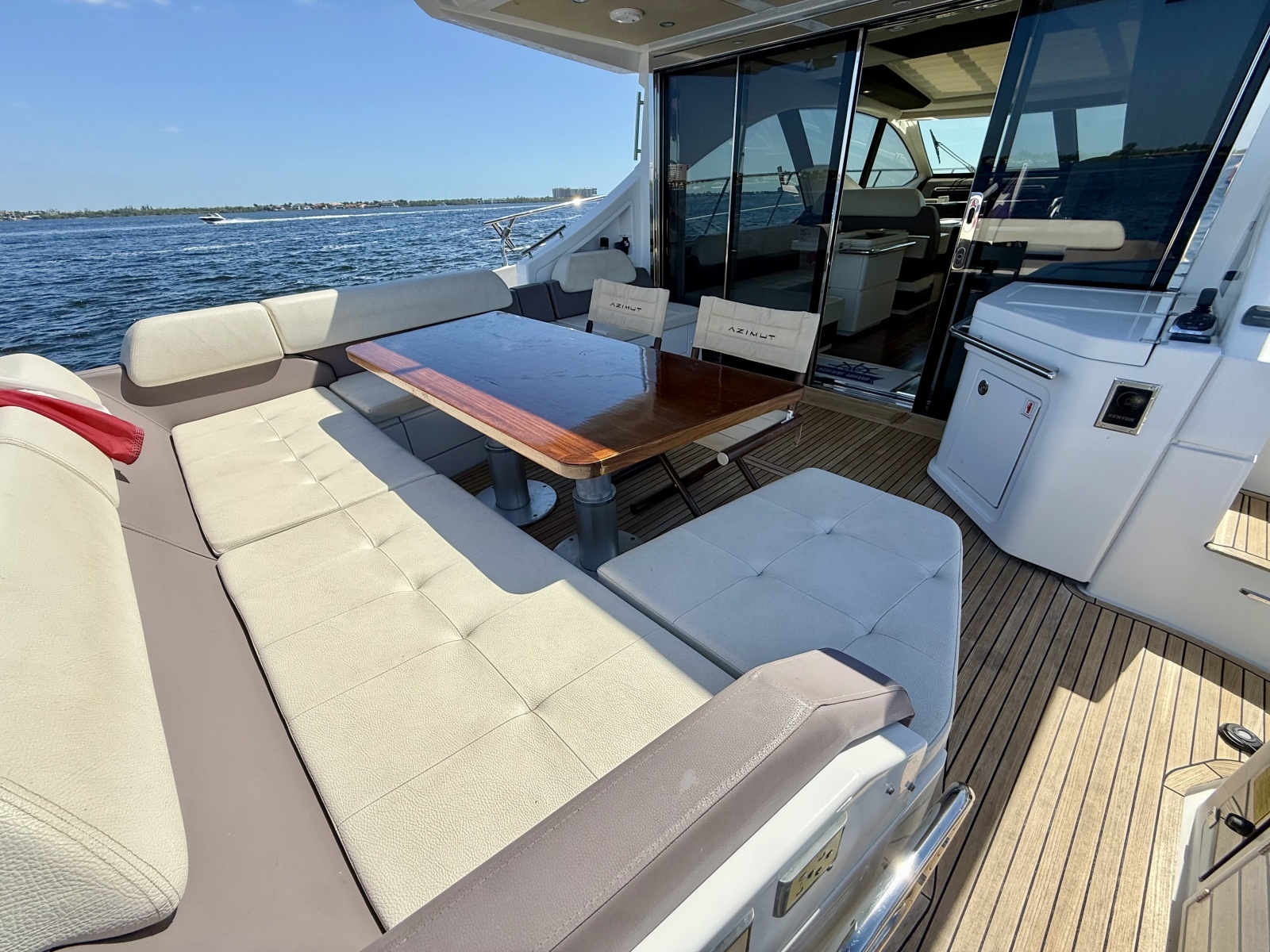 2015 Azimut 55S
