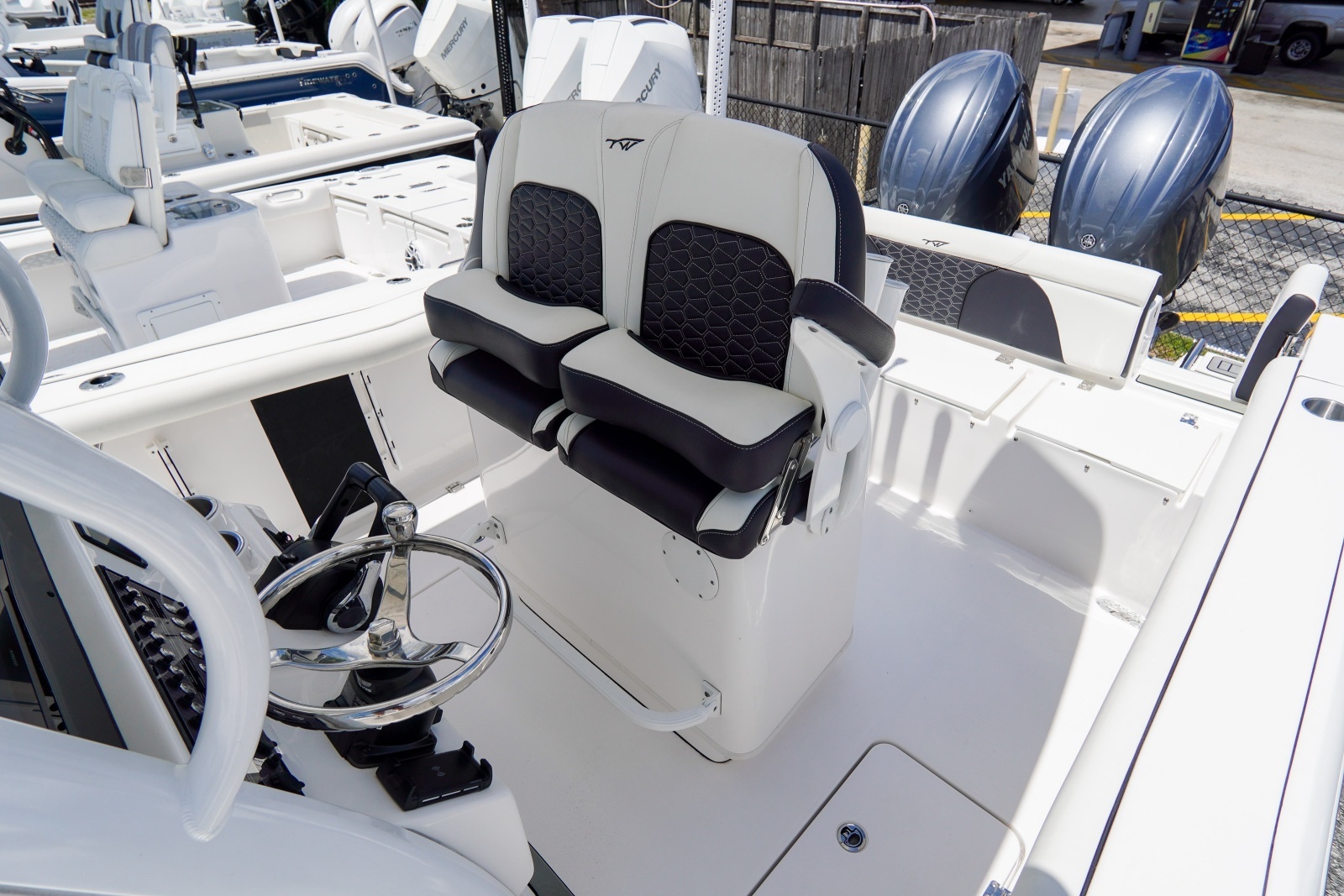 25ft Tidewater Yacht For Sale