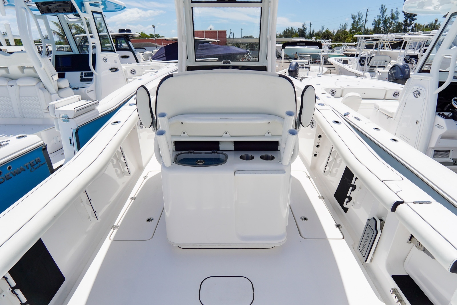 25ft Tidewater Yacht For Sale