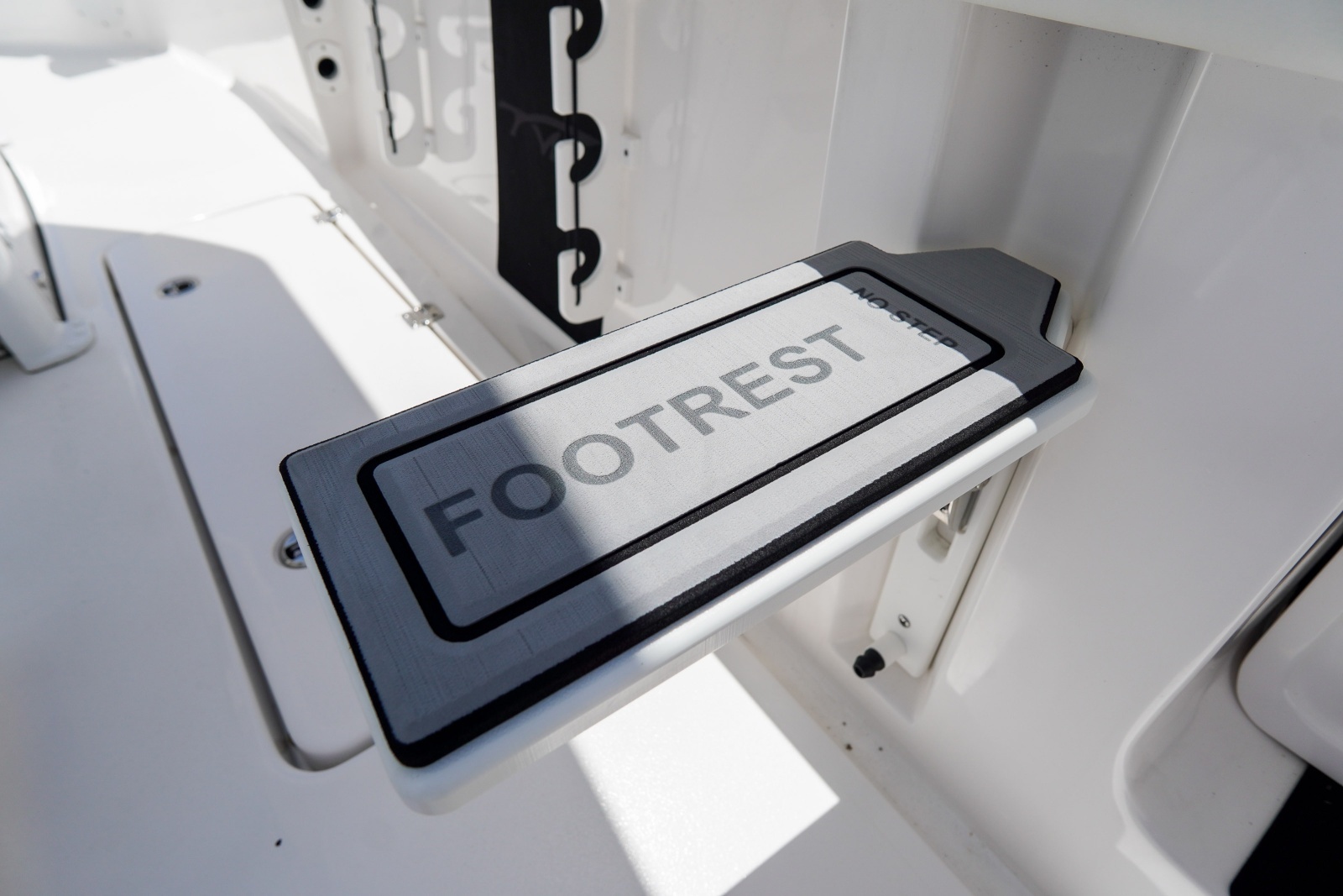 25ft Tidewater Yacht For Sale