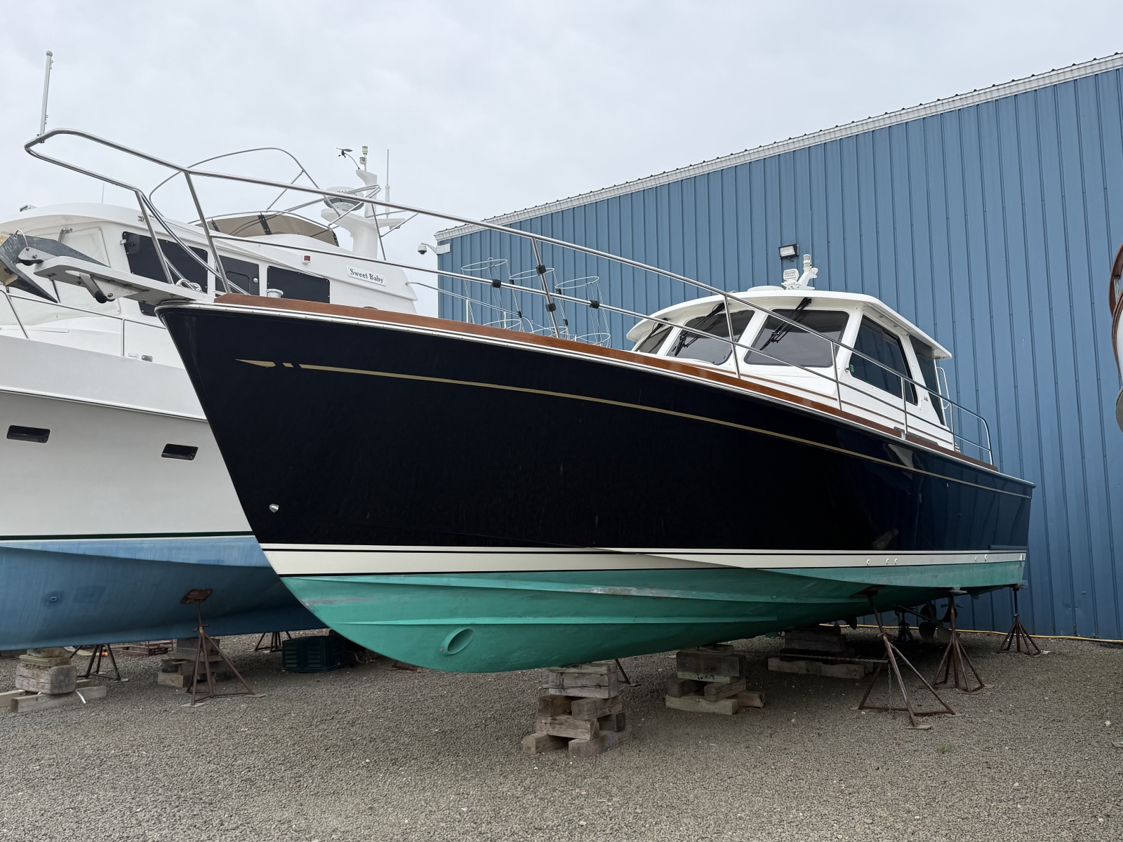 2005 Sabre 42 Express
