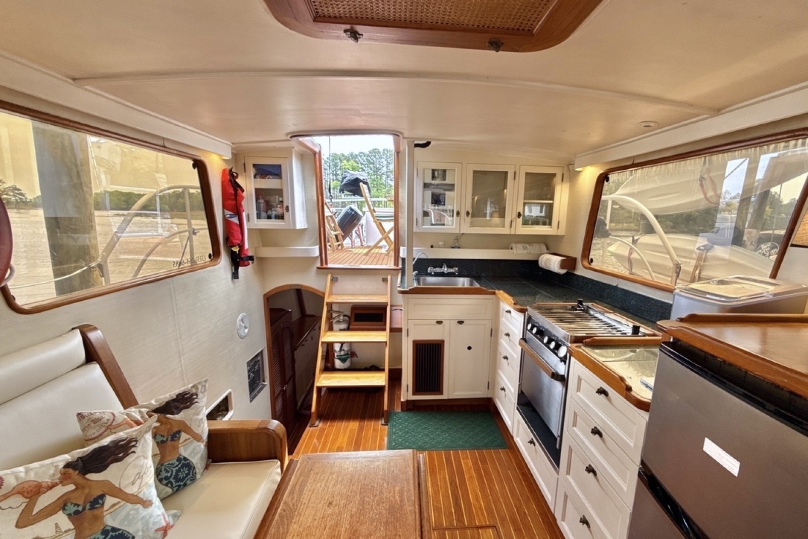 44' 1985 MetalCraft 