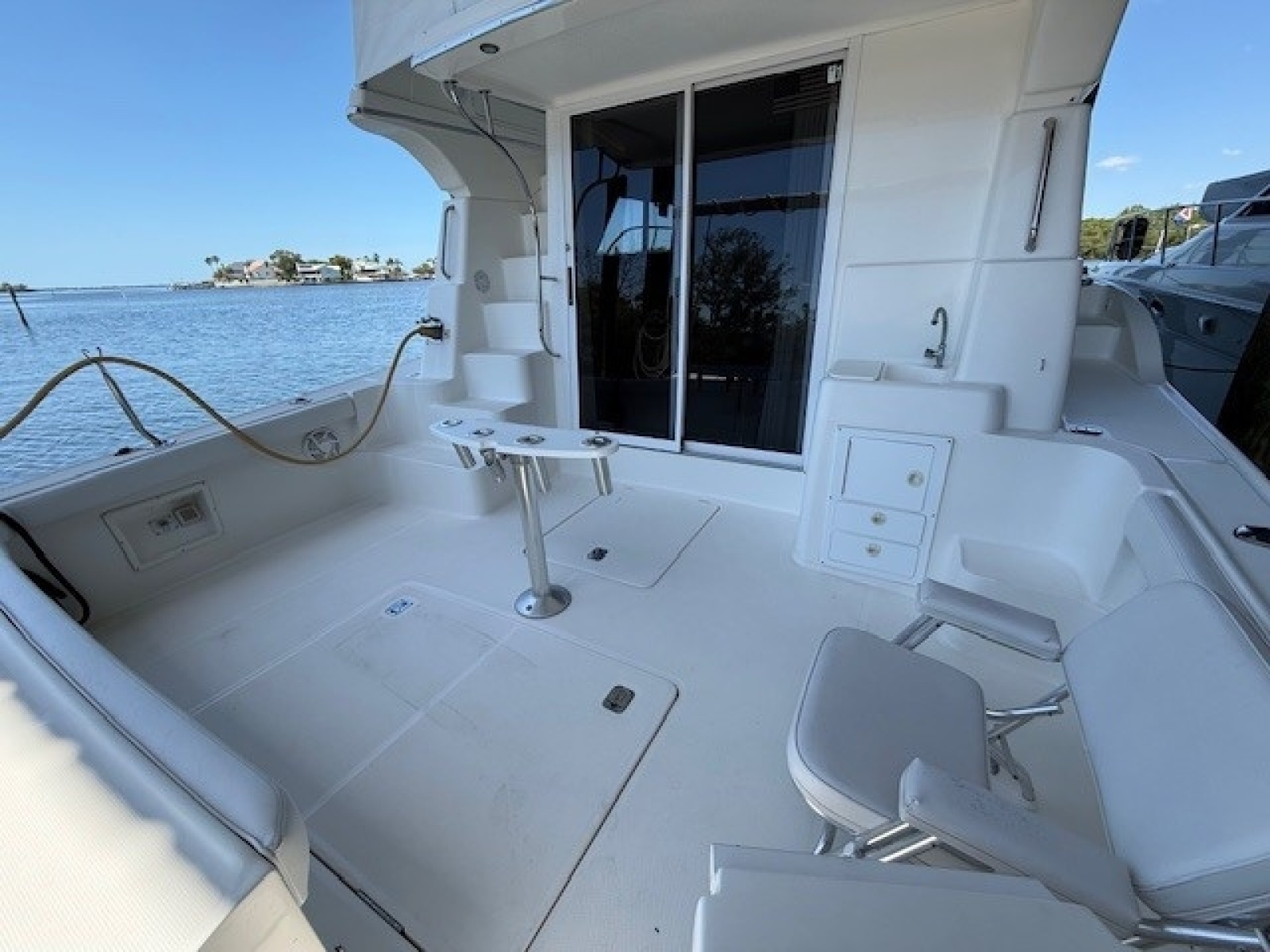 2001 Silverton 42 Convertible