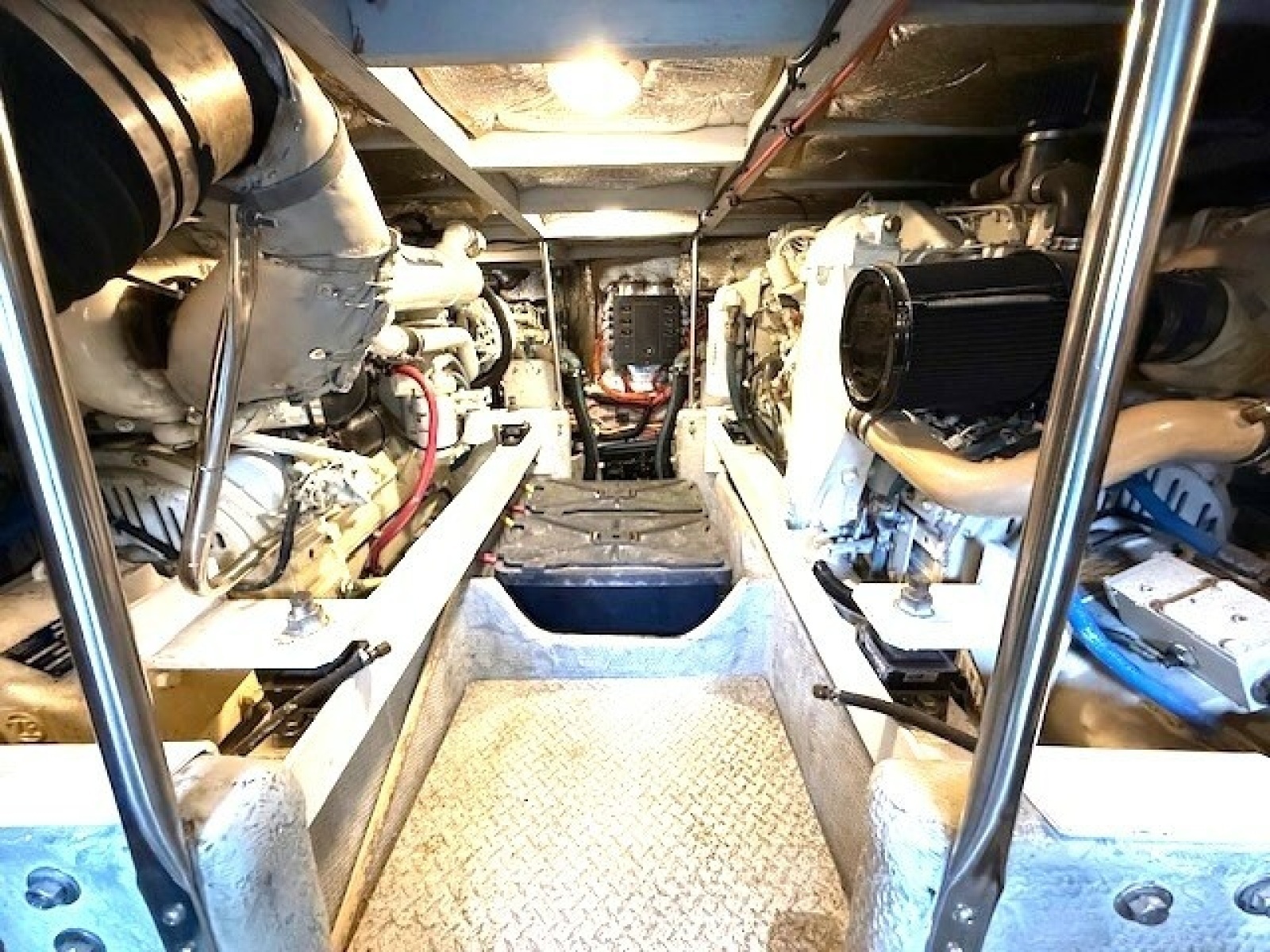 2001 Silverton 42 Convertible