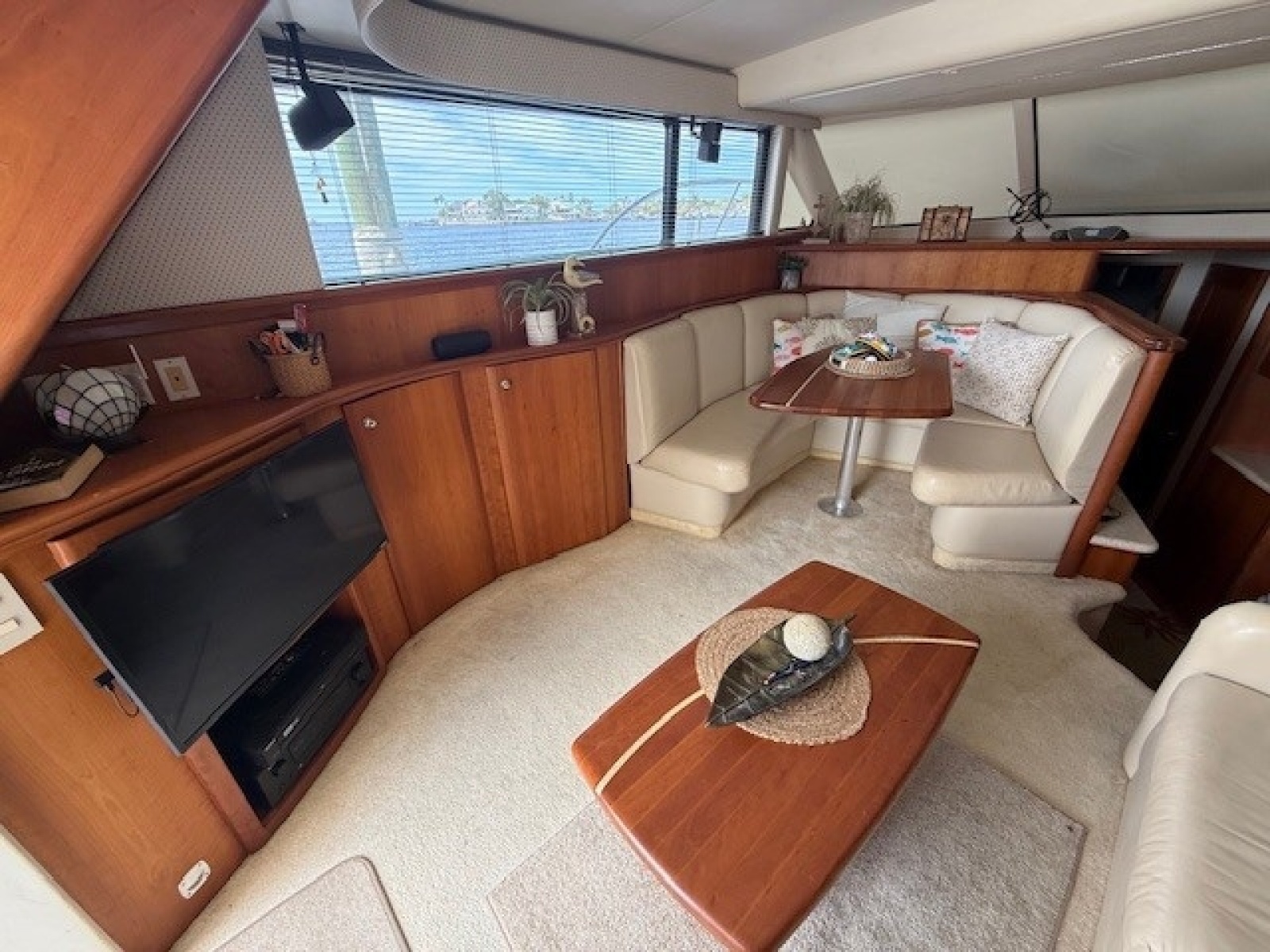 2001 Silverton 42 Convertible