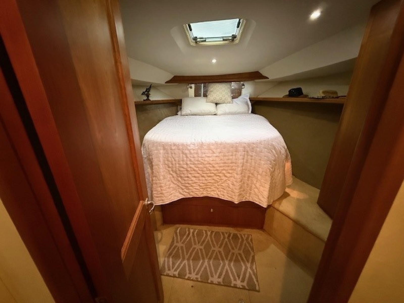 2001 Silverton 42 Convertible