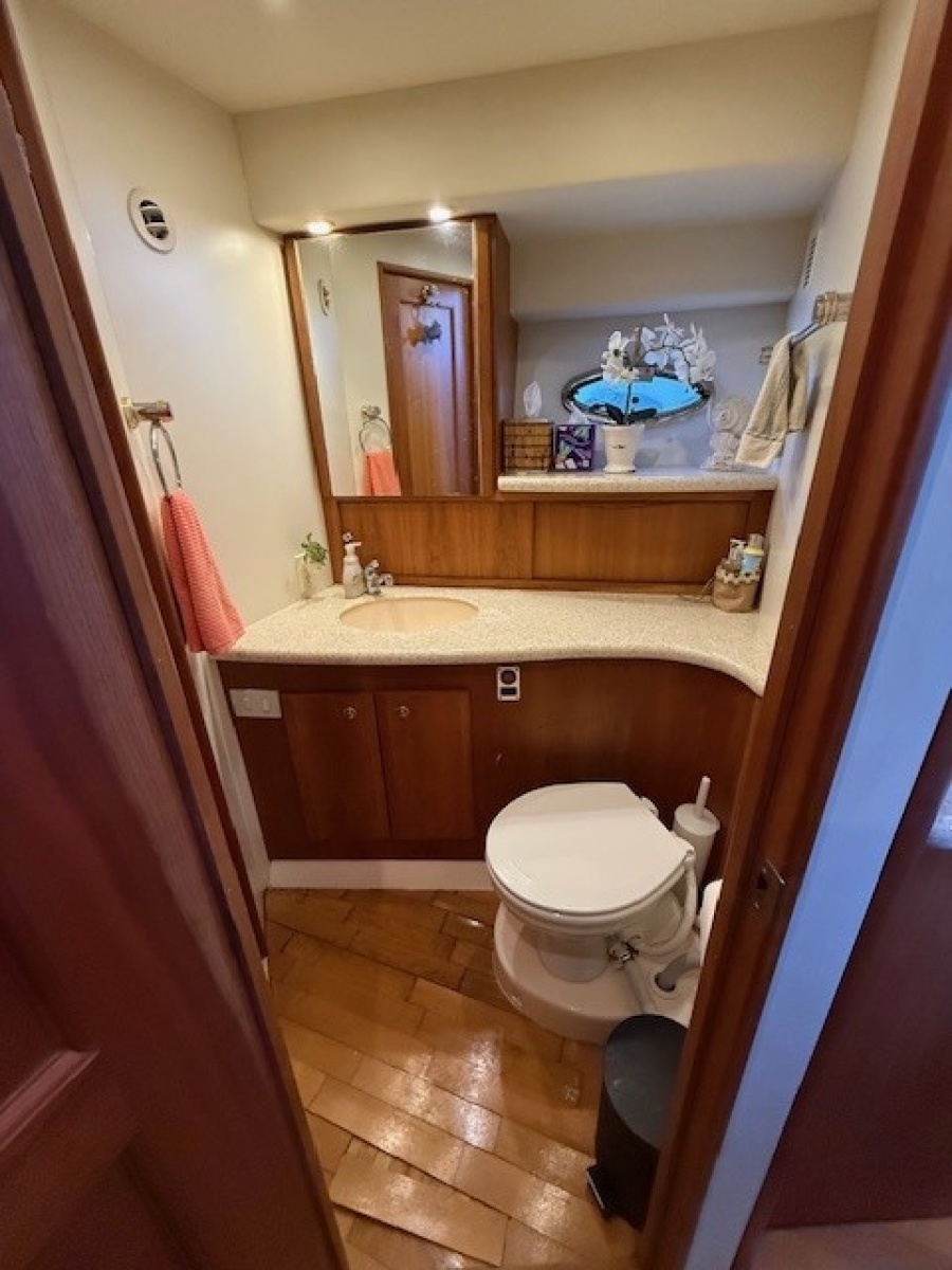 2001 Silverton 42 Convertible