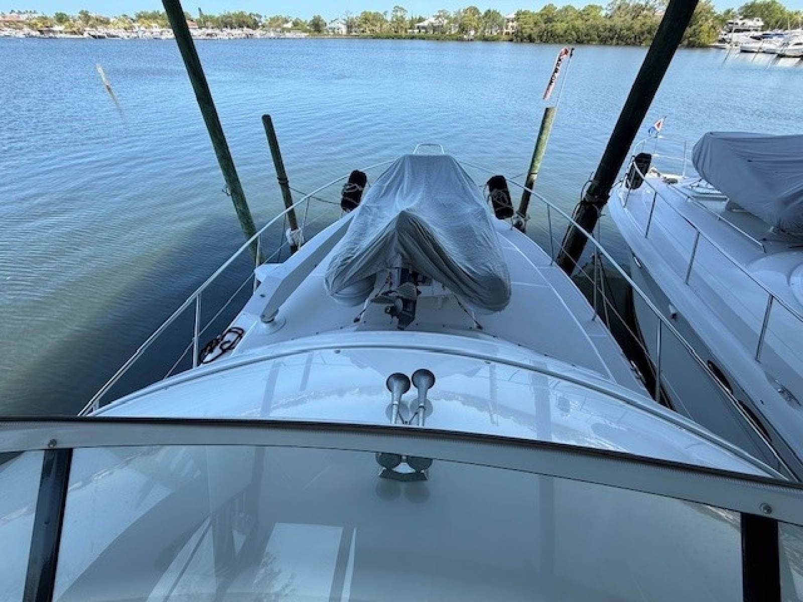 2001 Silverton 42 Convertible