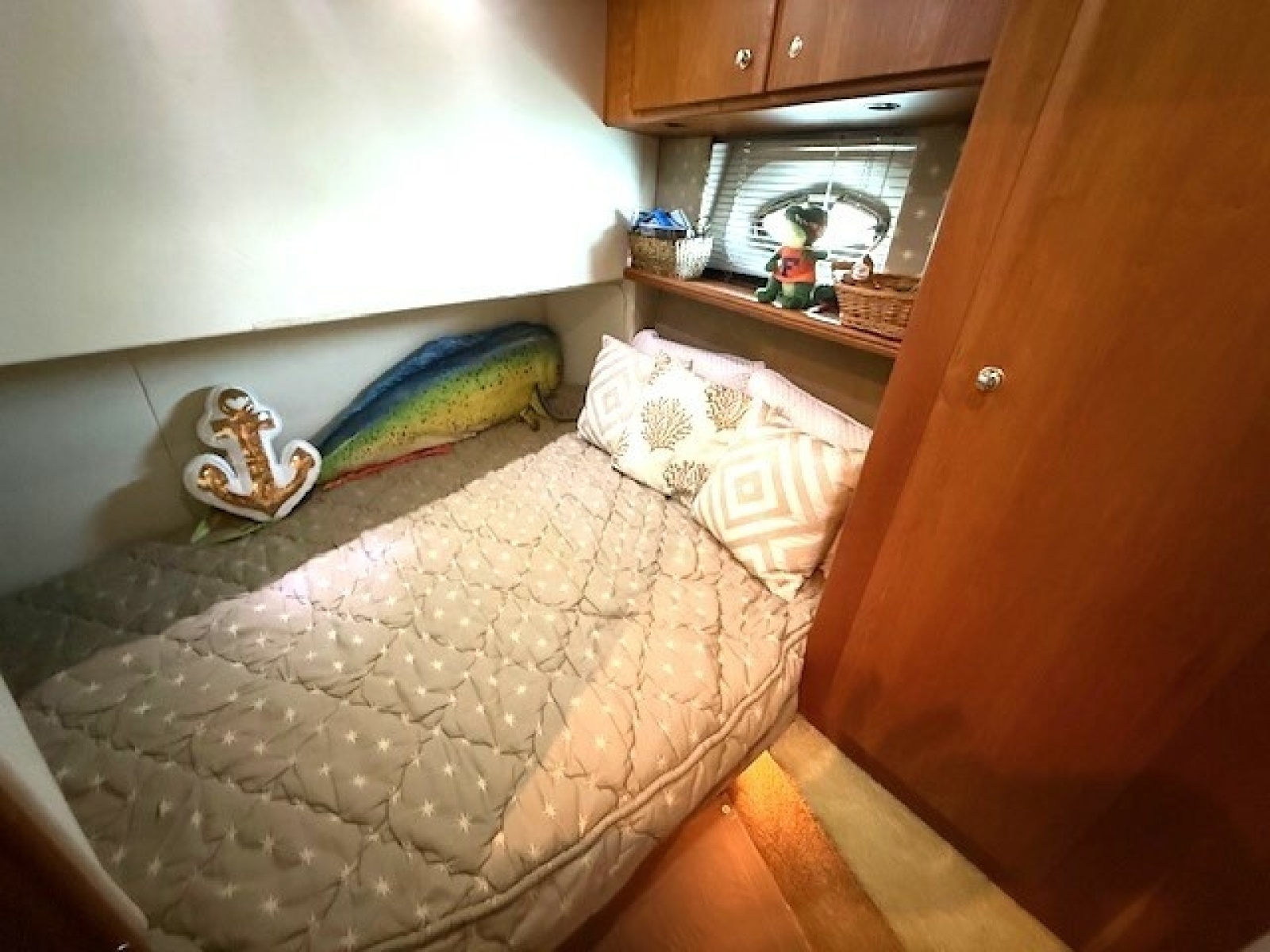 2001 Silverton 42 Convertible