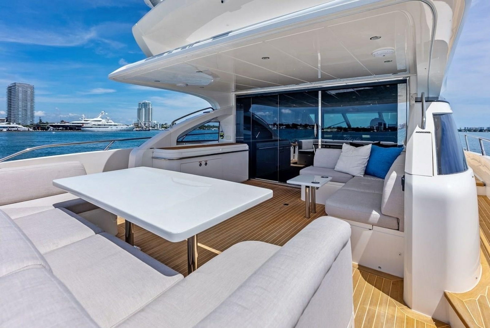 2013 Princess 78