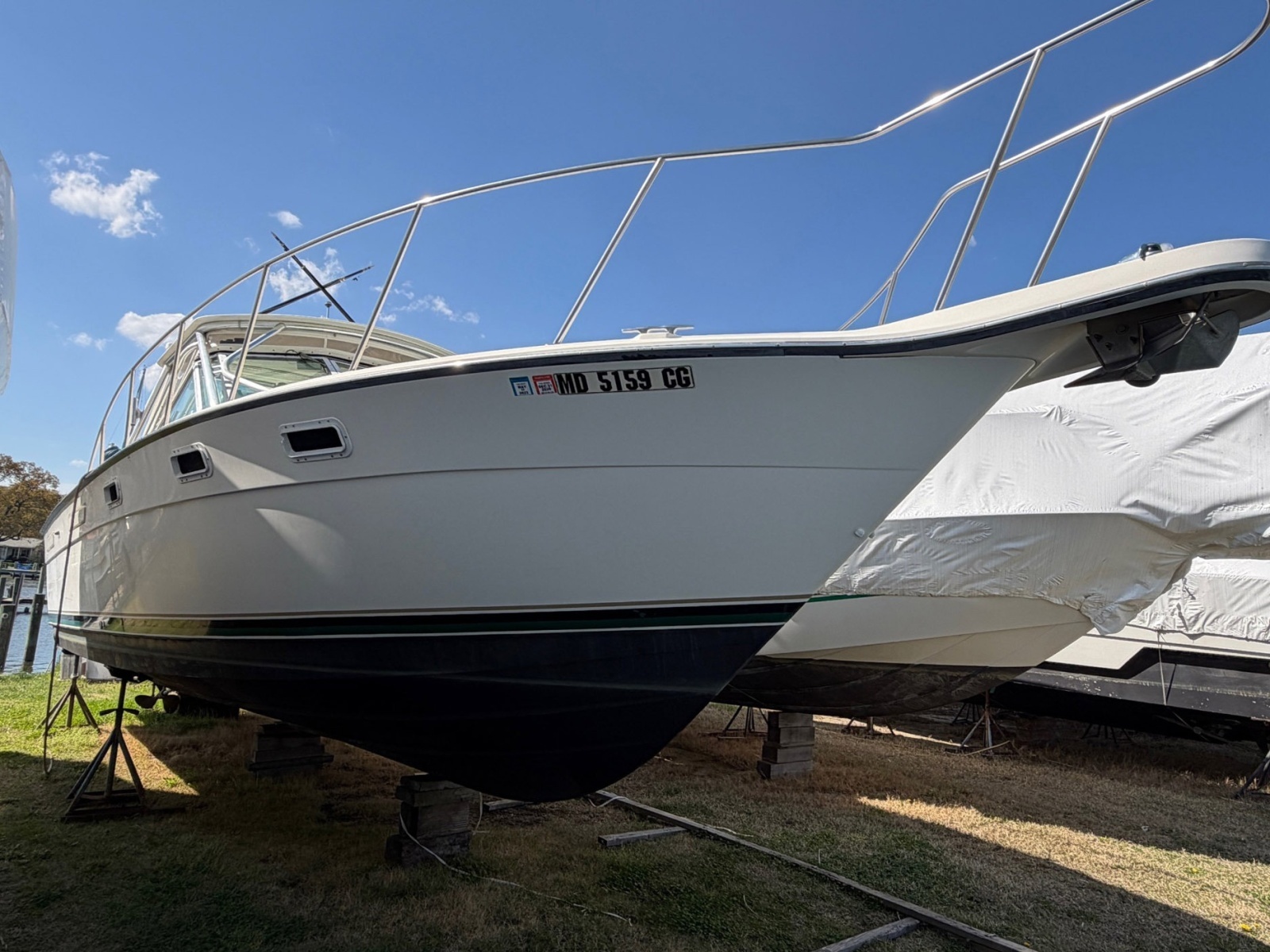 1997 Pursuit 3100 Express