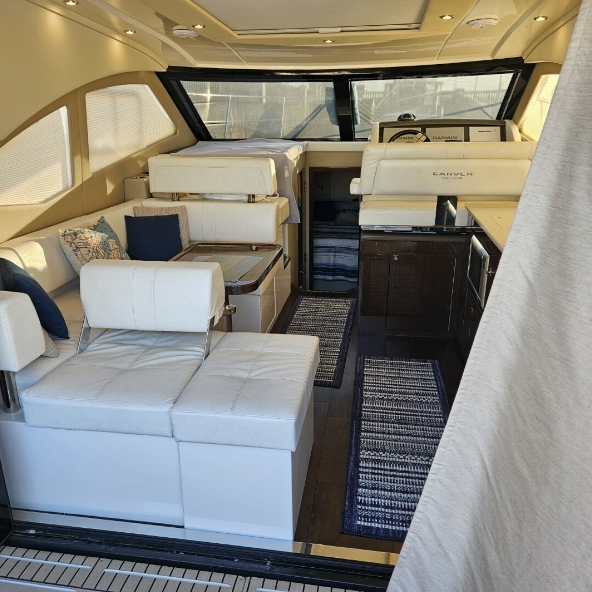 2020 Carver C37  Coupe