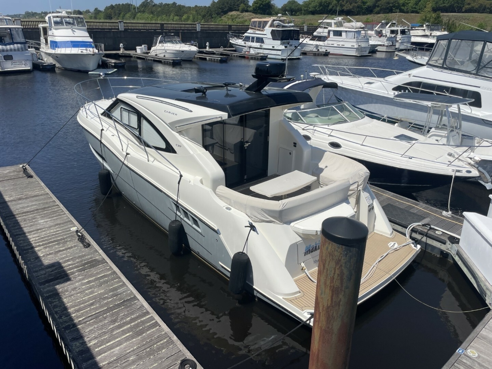 2020 Carver C37  Coupe