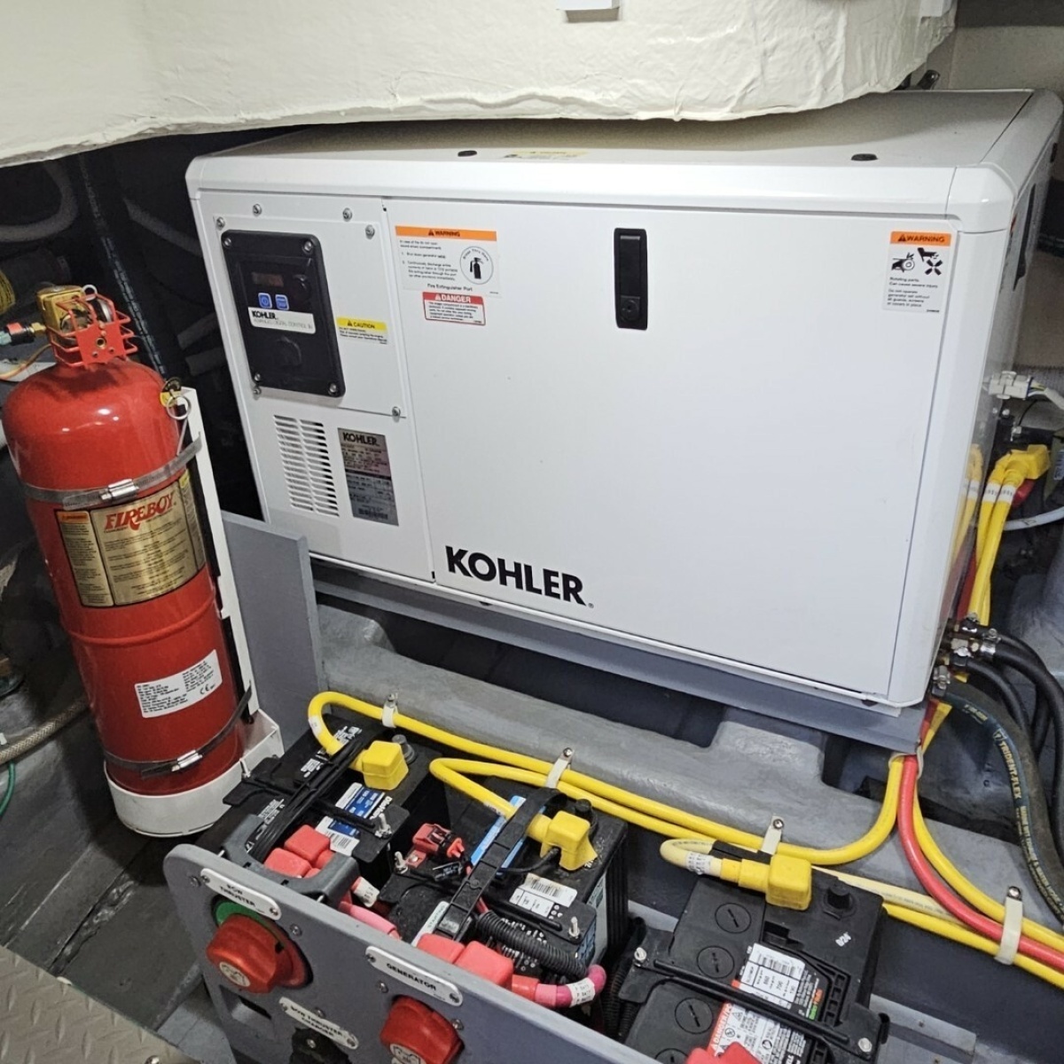 2020 Carver C37  Coupe