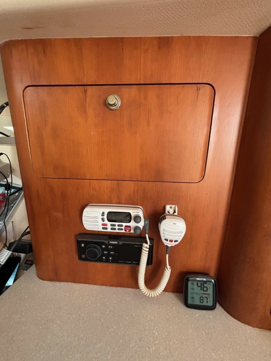 Captain s Call 38ft Intrepid Yacht For Sale