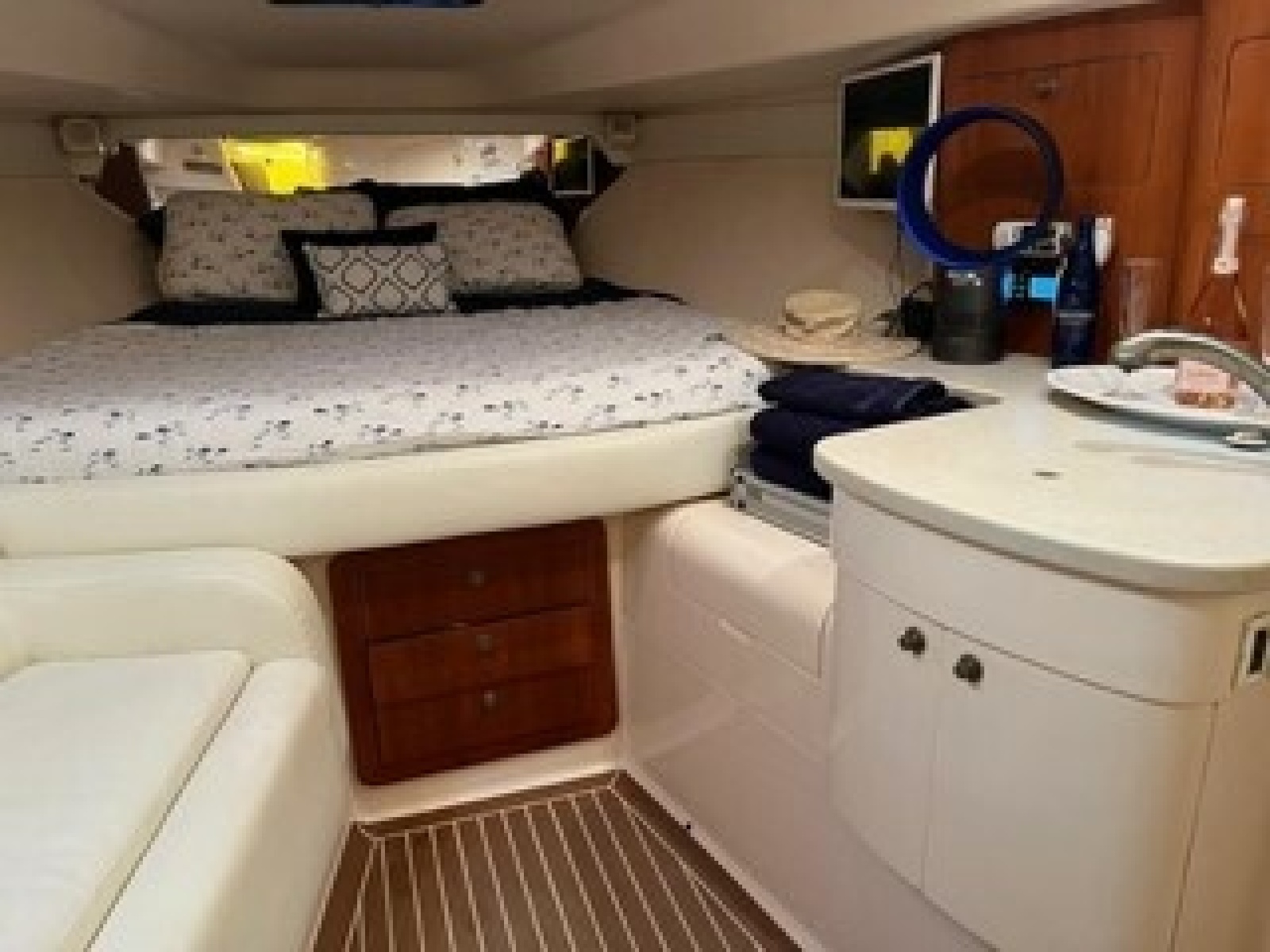 Captain s Call 38ft Intrepid Yacht For Sale