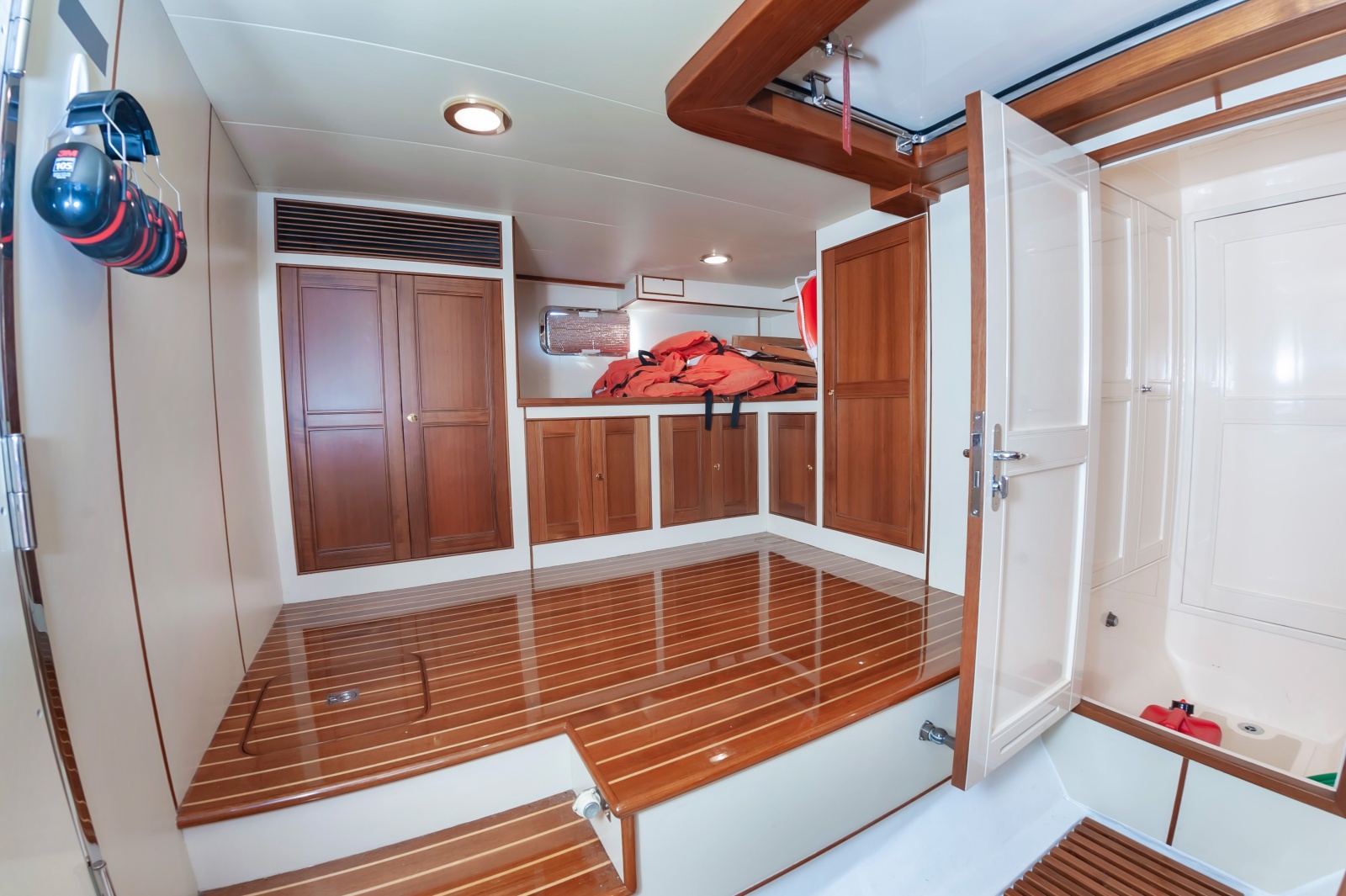 2015 Marlow Explorer 58E