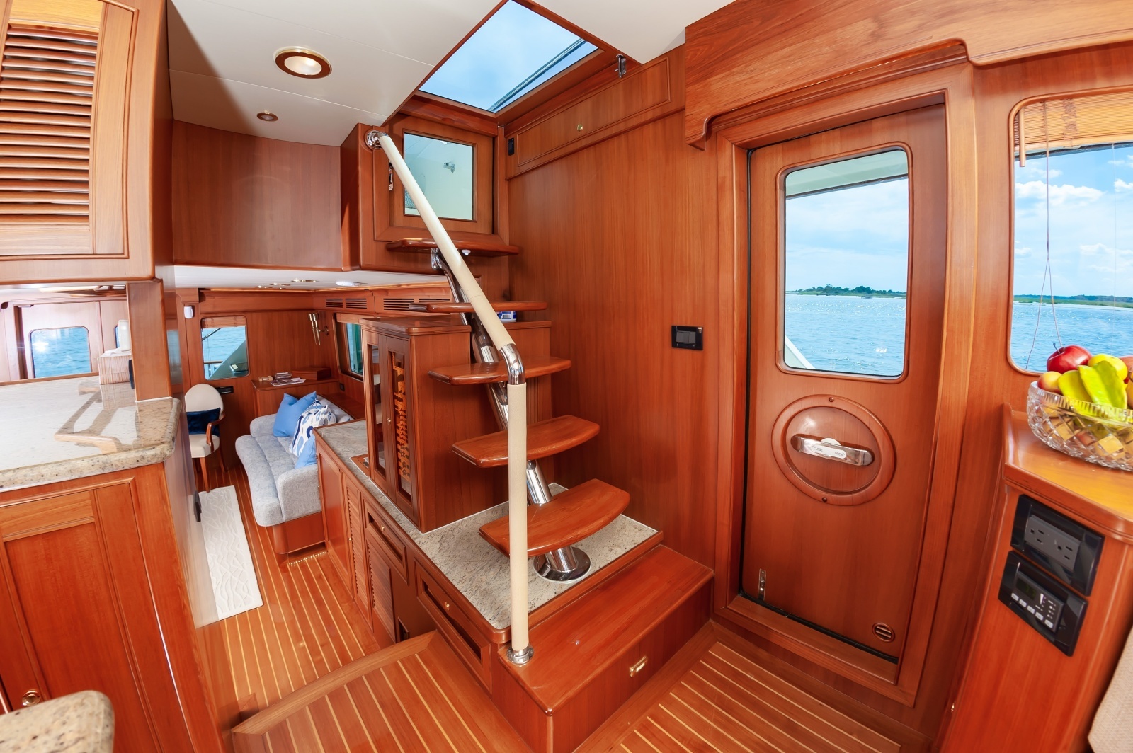 QUALITY TIME 58ft Marlow Yacht For Sale