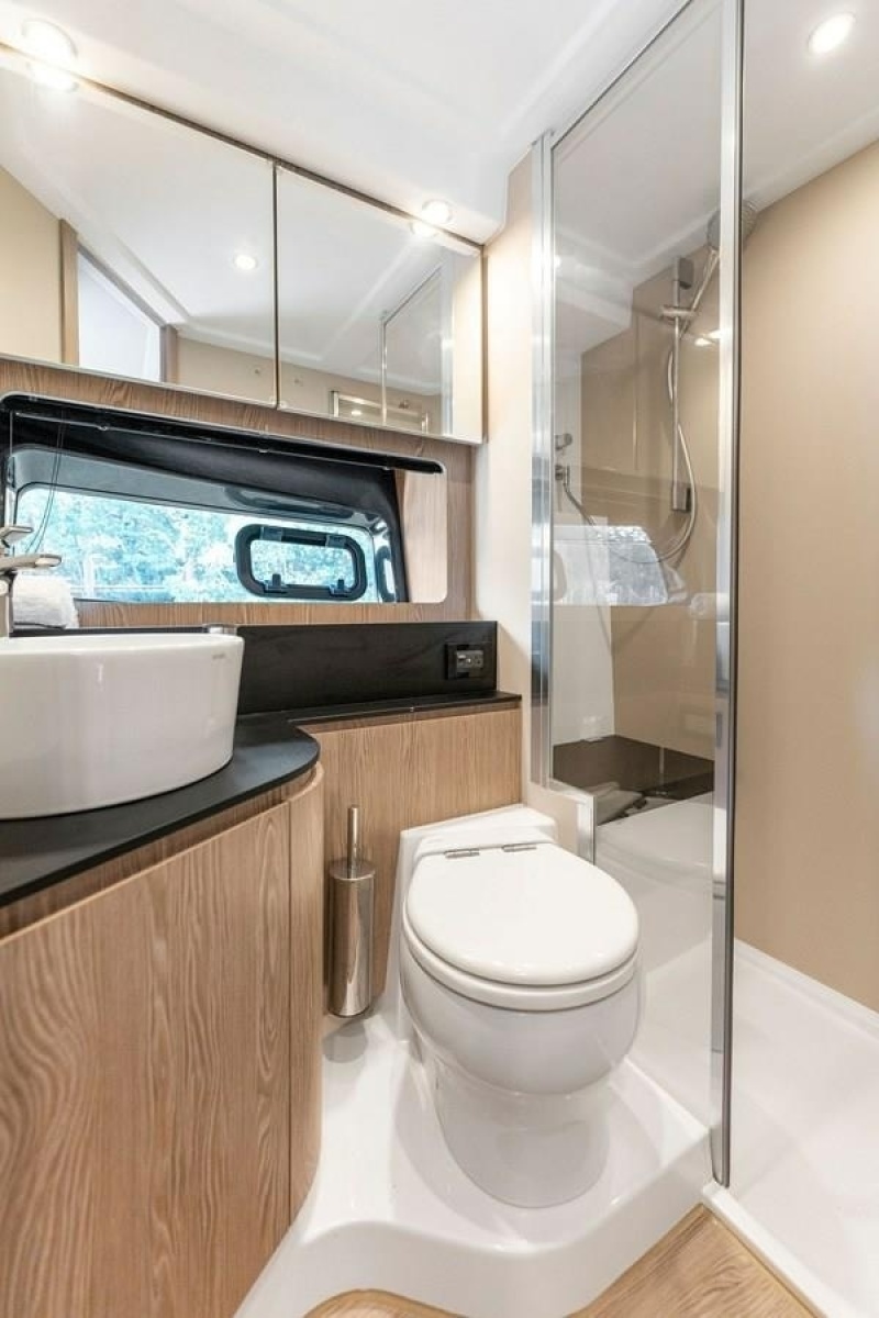 2021 Azimut Atlantis