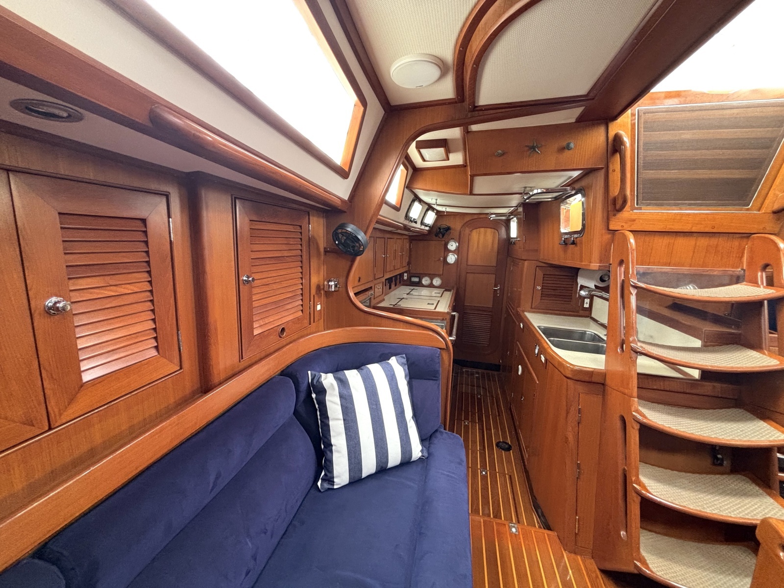 Windhorse 49ft Hylas Yacht For Sale