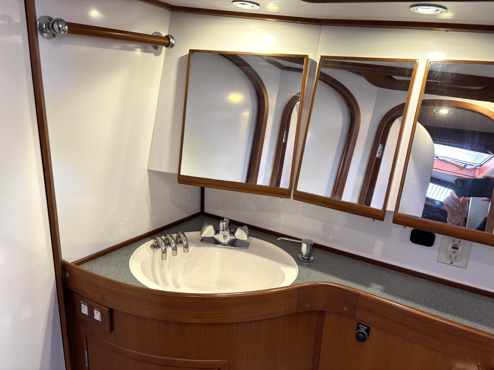 Windhorse 49ft Hylas Yacht For Sale