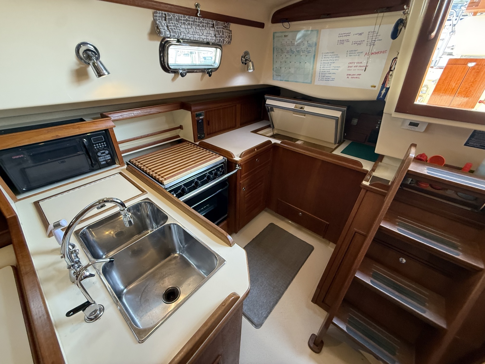 2003 Island Packet 380