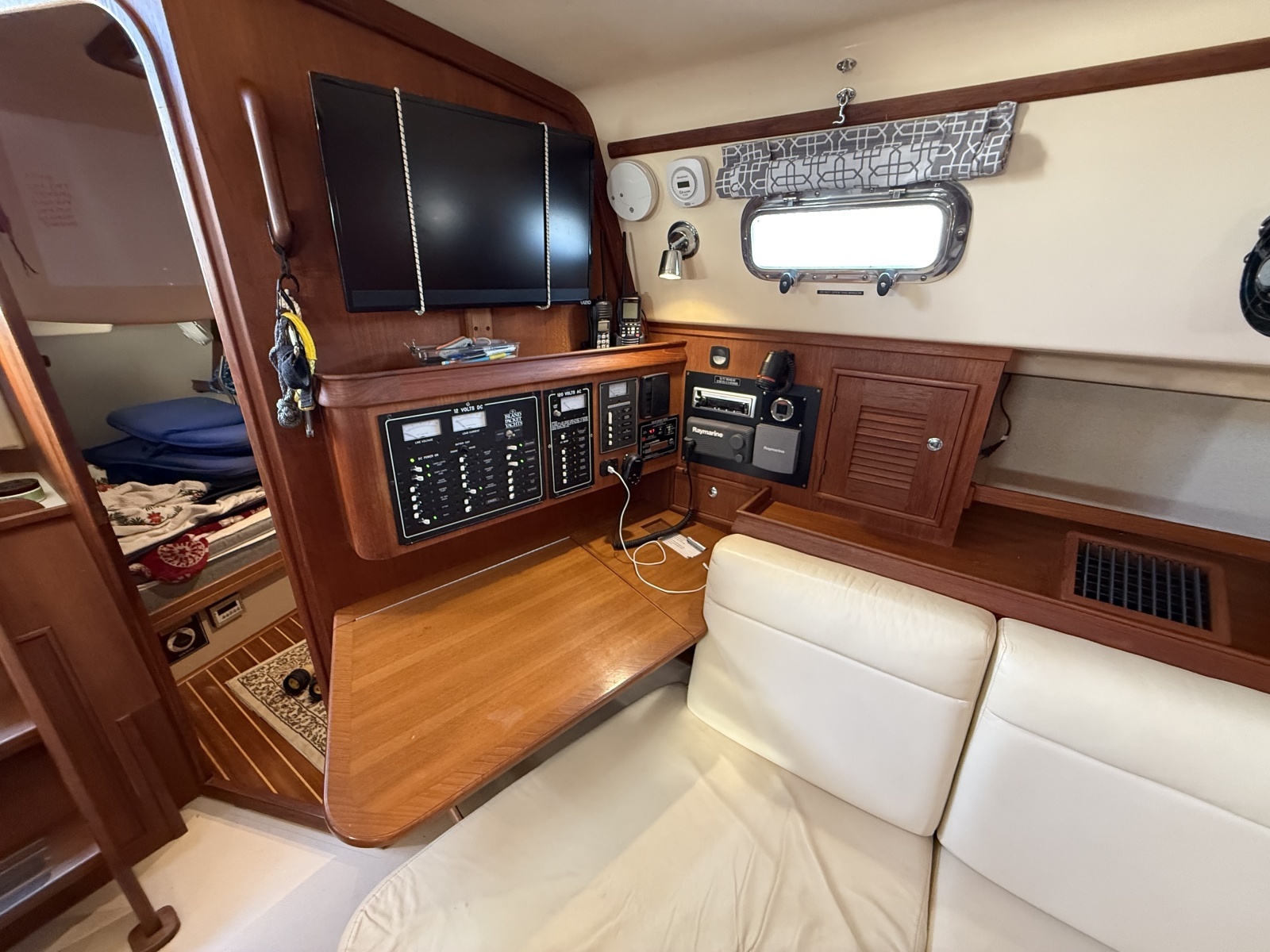 2003 Island Packet 380