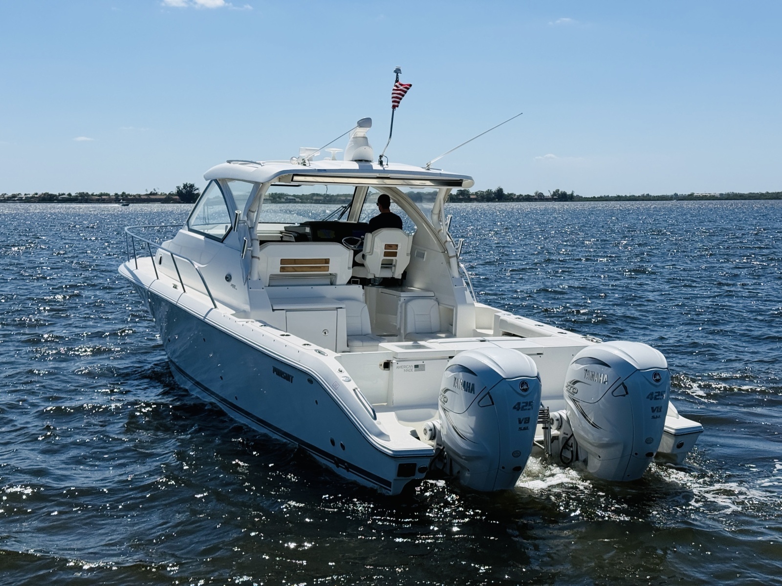 35ft Pursuit Yacht For Sale