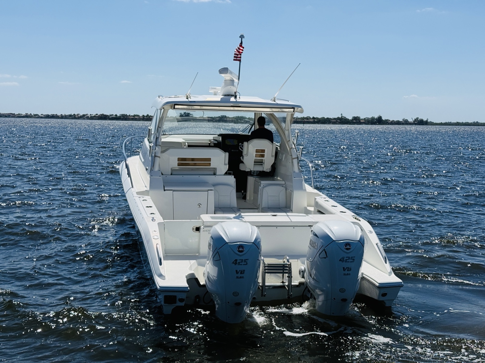 35ft Pursuit Yacht For Sale