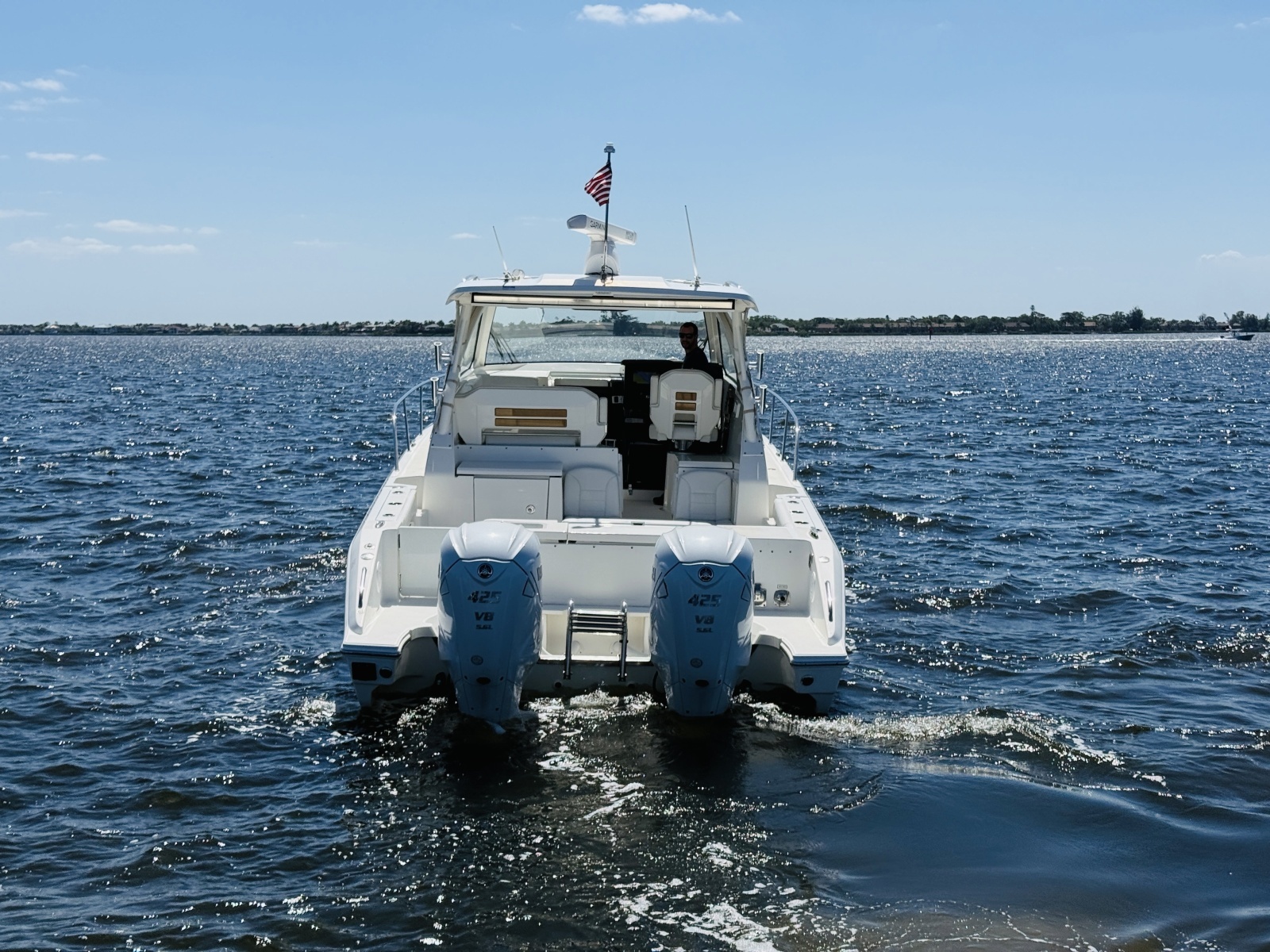 35ft Pursuit Yacht For Sale