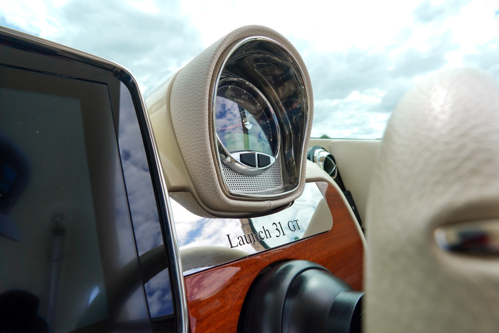 31ft Chris Craft Yacht For Sale