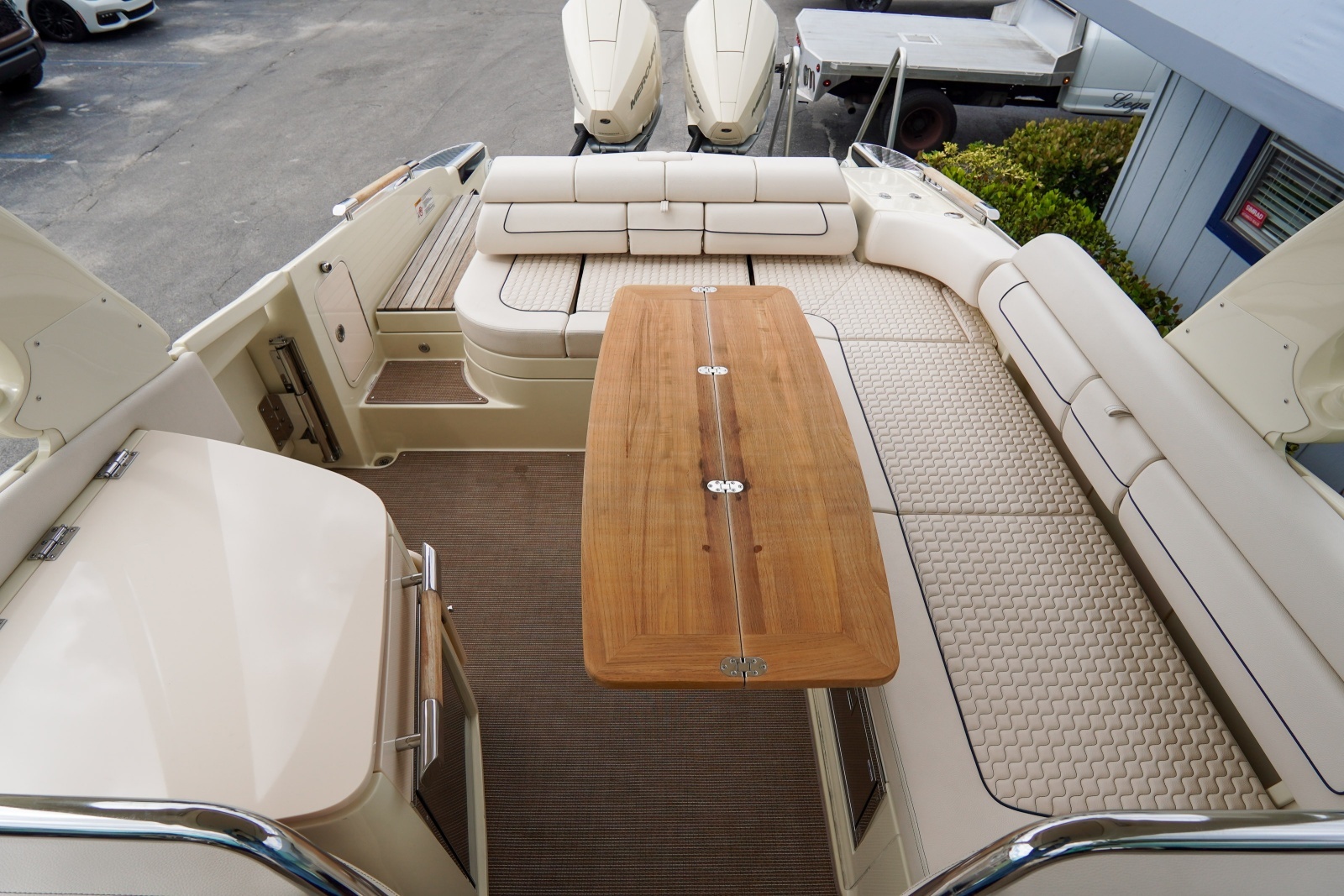 31ft Chris Craft Yacht For Sale