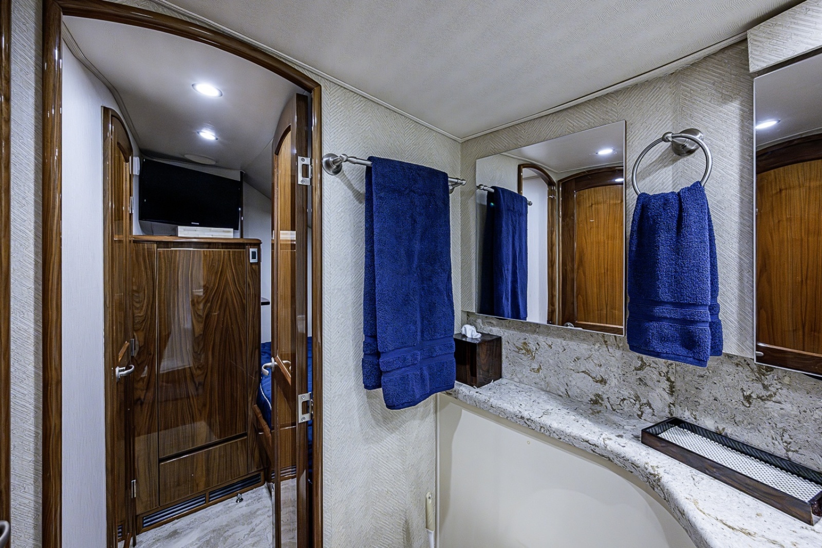 Goin  Coastal 52ft Viking Yacht For Sale