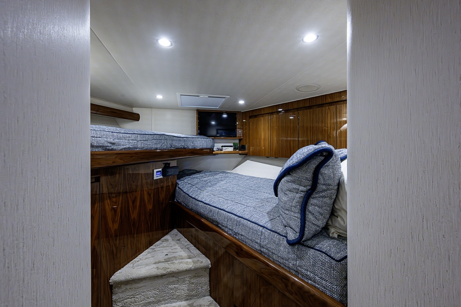 Goin  Coastal 52ft Viking Yacht For Sale