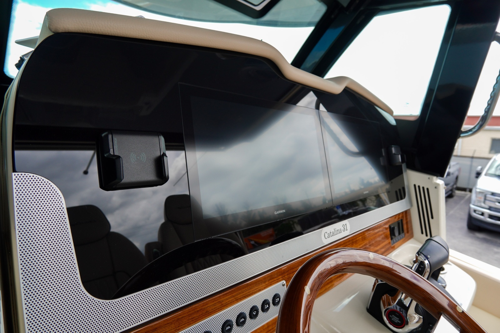 31ft Chris Craft Yacht For Sale