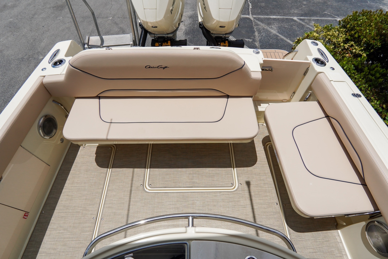 31ft Chris Craft Yacht For Sale