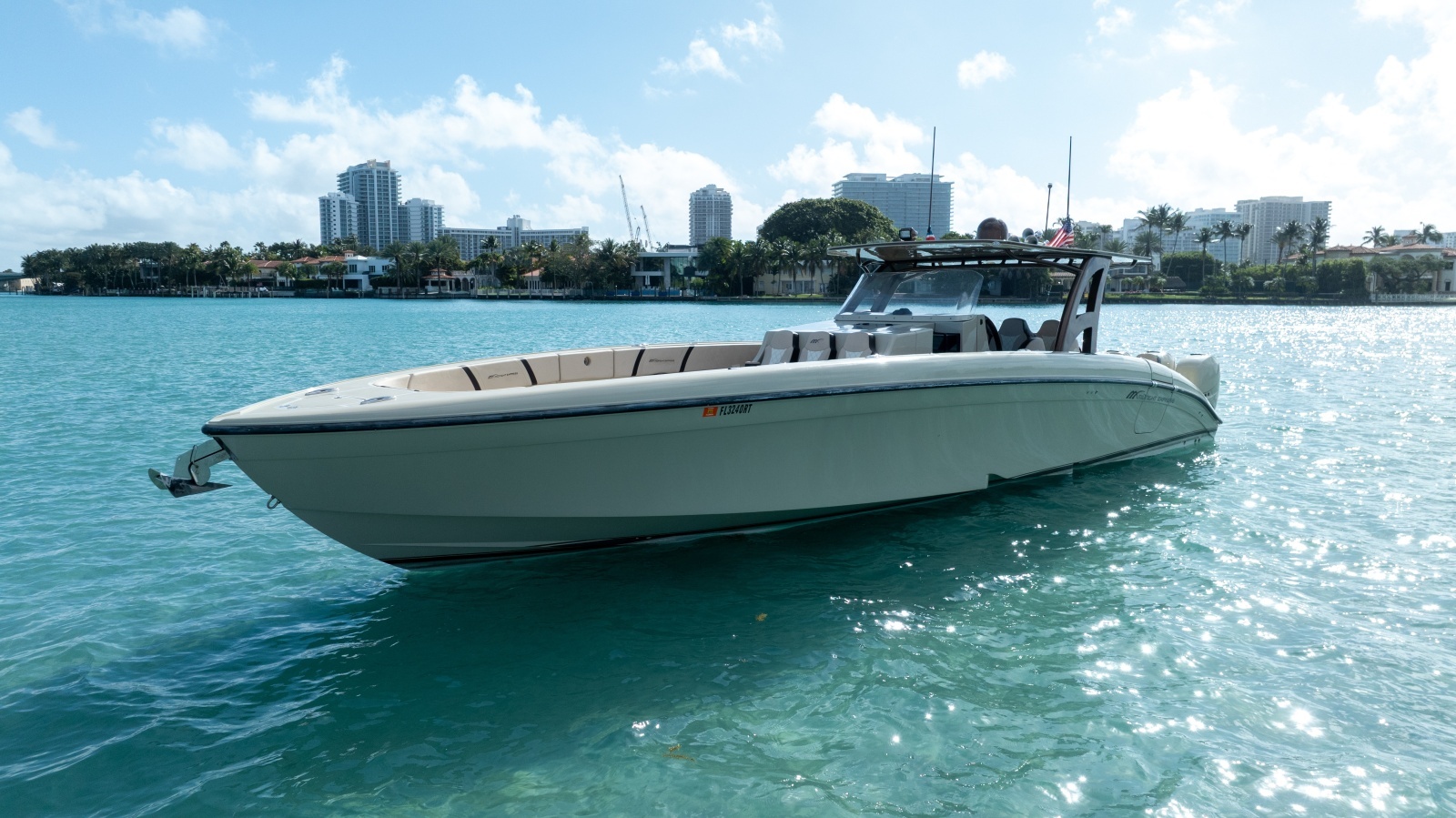 2019 Midnight Express 