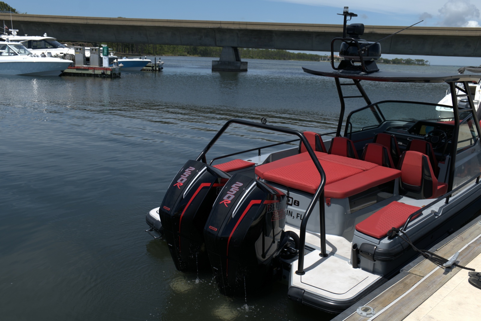 2023 Axopar 28 Brabus Shadow 500