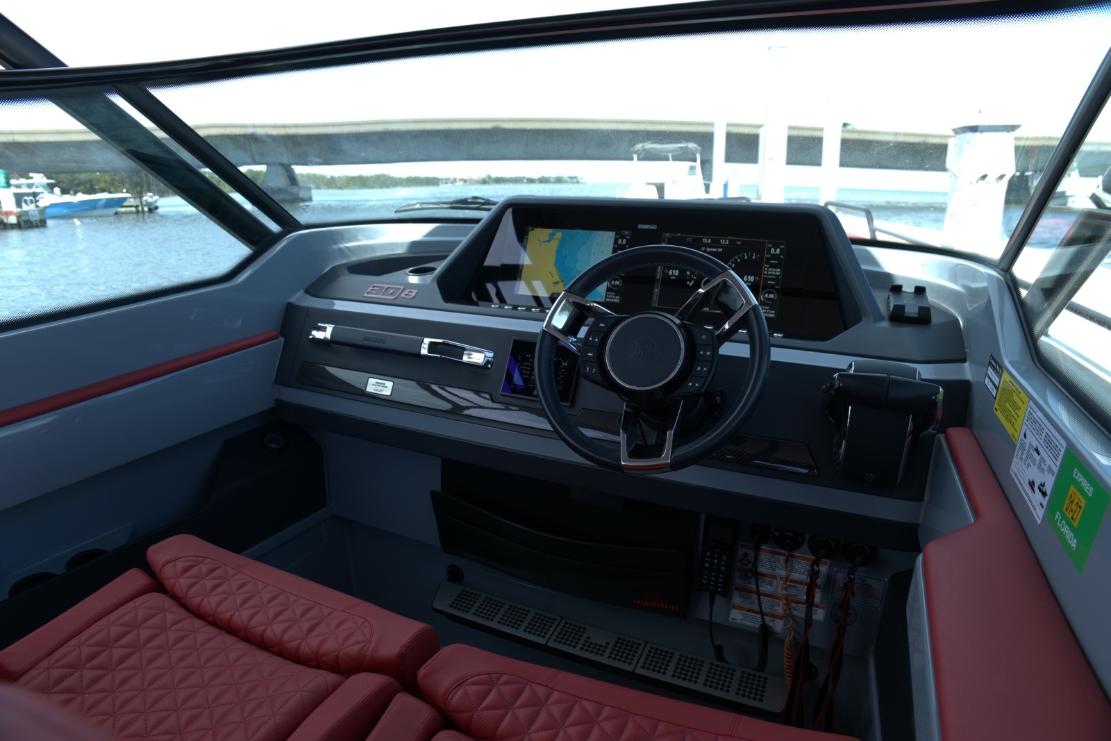 2023 Axopar 28 Brabus Shadow 500