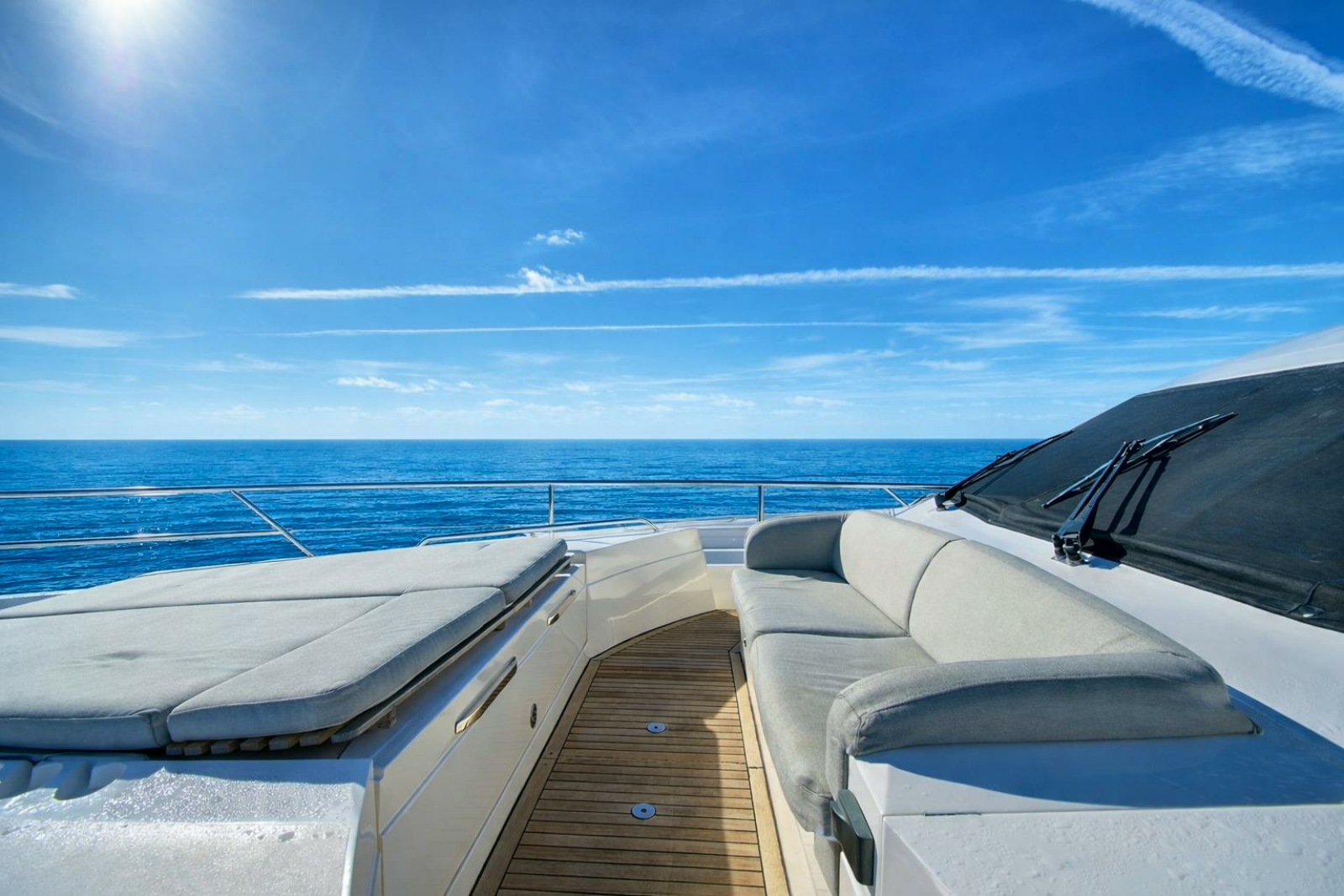 2014 Princess Yachts 