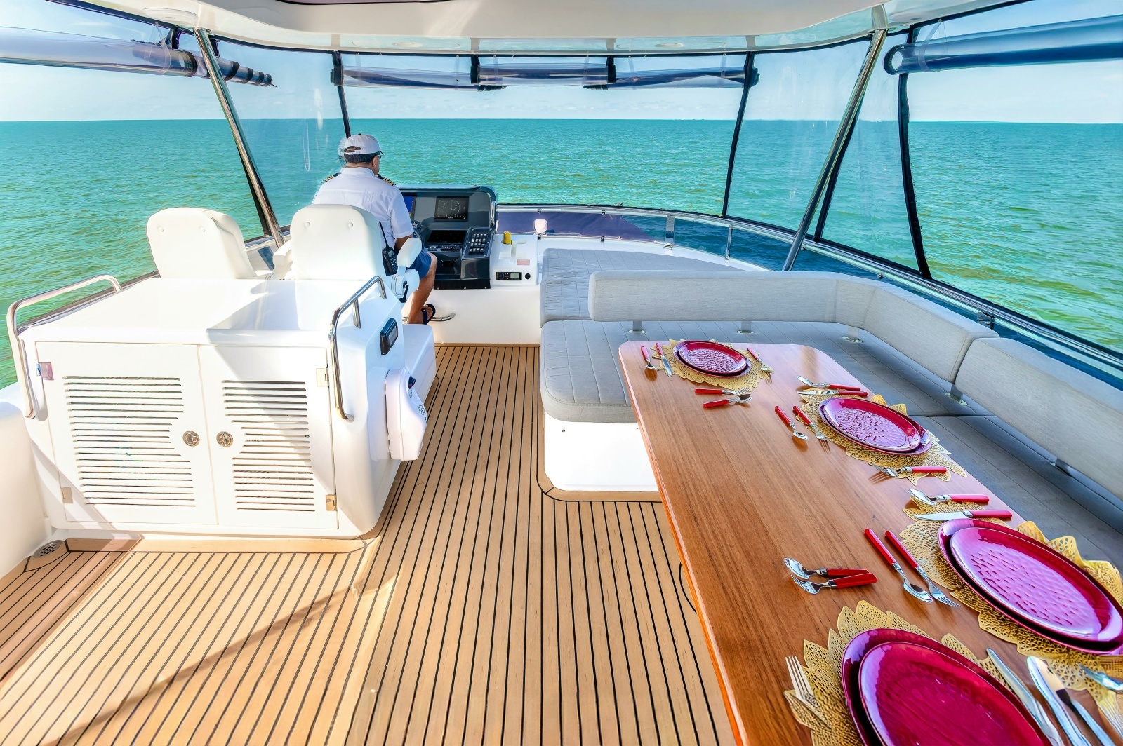 2023 Sirena Yachts 