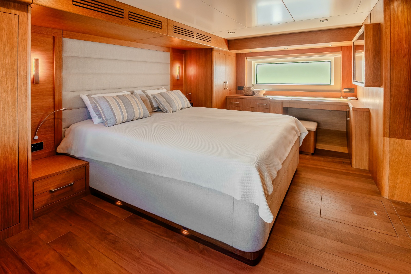 58' 2023 Sirena Yachts 