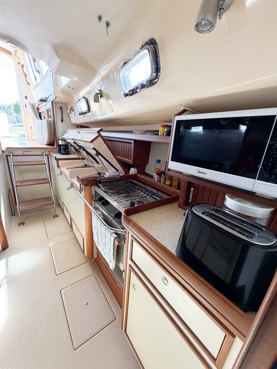 SECOND WIND 41ft Island Packet Yacht For Sale