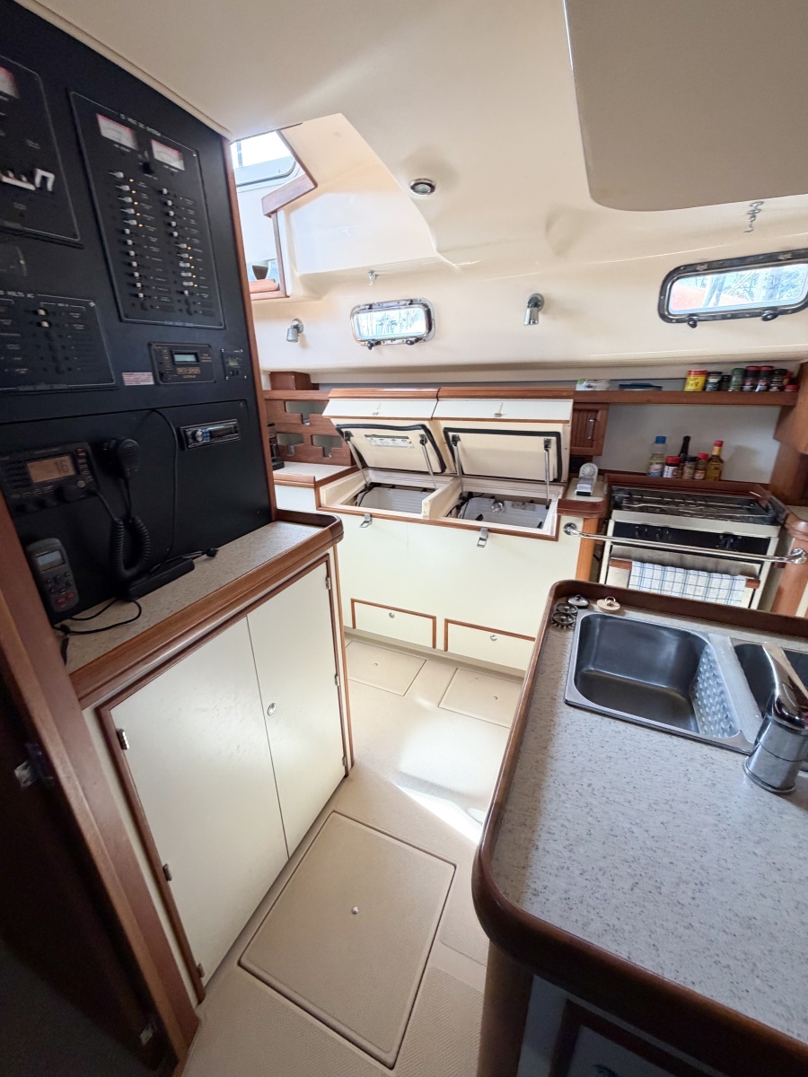 SECOND WIND 41ft Island Packet Yacht For Sale